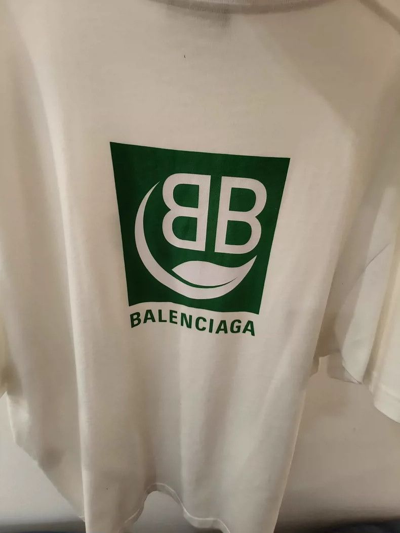 Balenciaga Balenciaga Short sleeve Size US XL / EU 56 / 4 - 5 Thumbnail