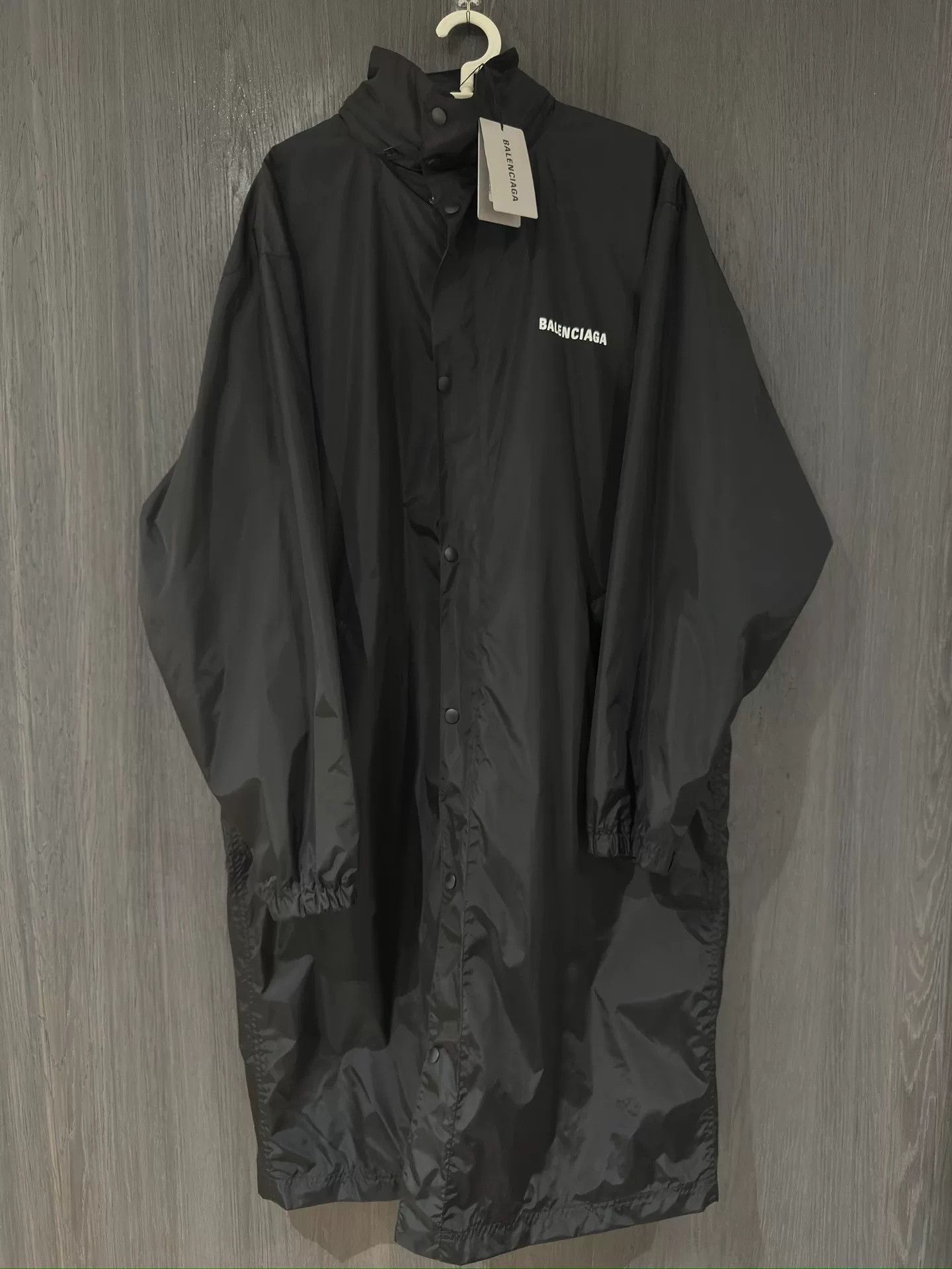 Balenciaga balenciaga black long raincoat with tags Size US L / EU 52-54 / 3 - 1 Thumbnail