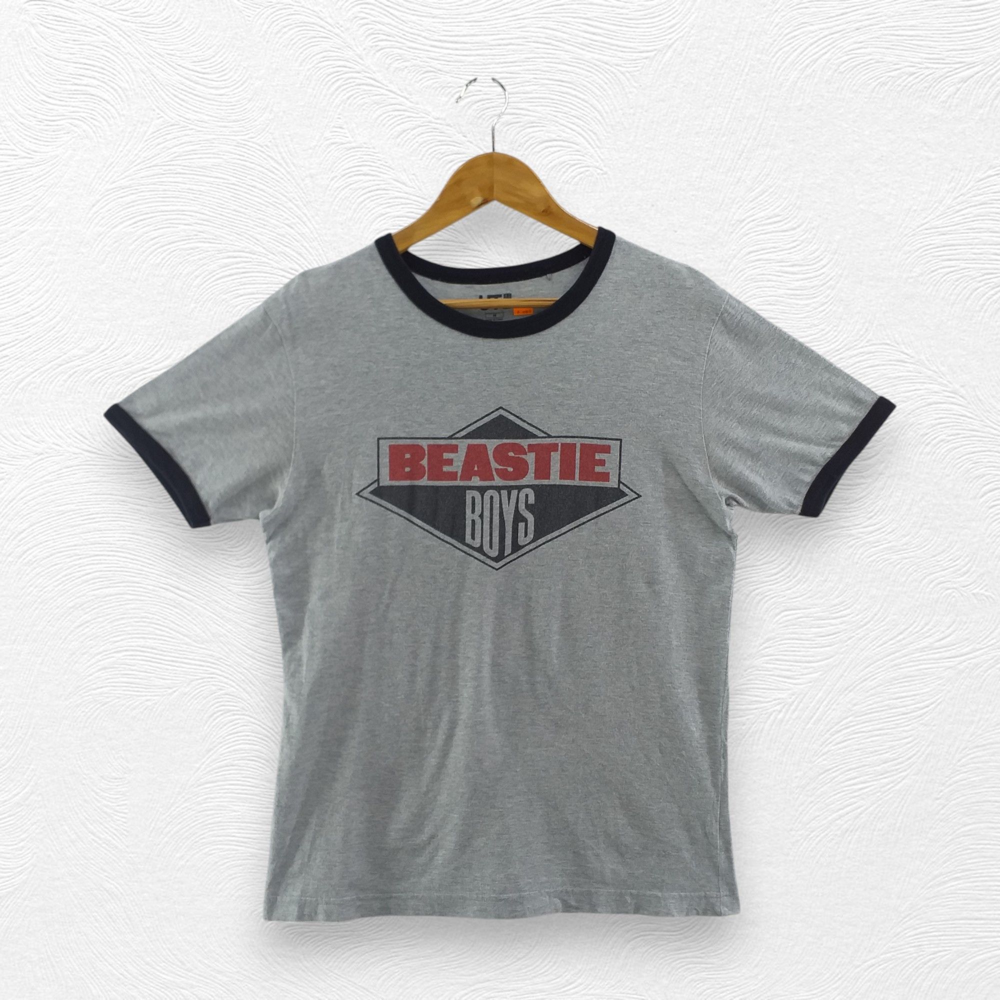Band Tees Band Tees Beastie Boys Uniqlo Medium Tee -F050 Size US M / EU 48-50 / 2 - 1 Thumbnail