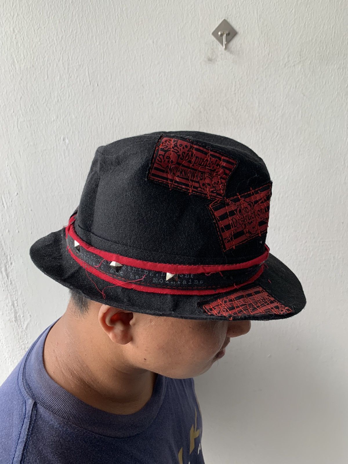 If Six Was Nine × Seditionaries Spit Anarchy Patch Studded Punk Hat Size ONE SIZE - 9 Thumbnail