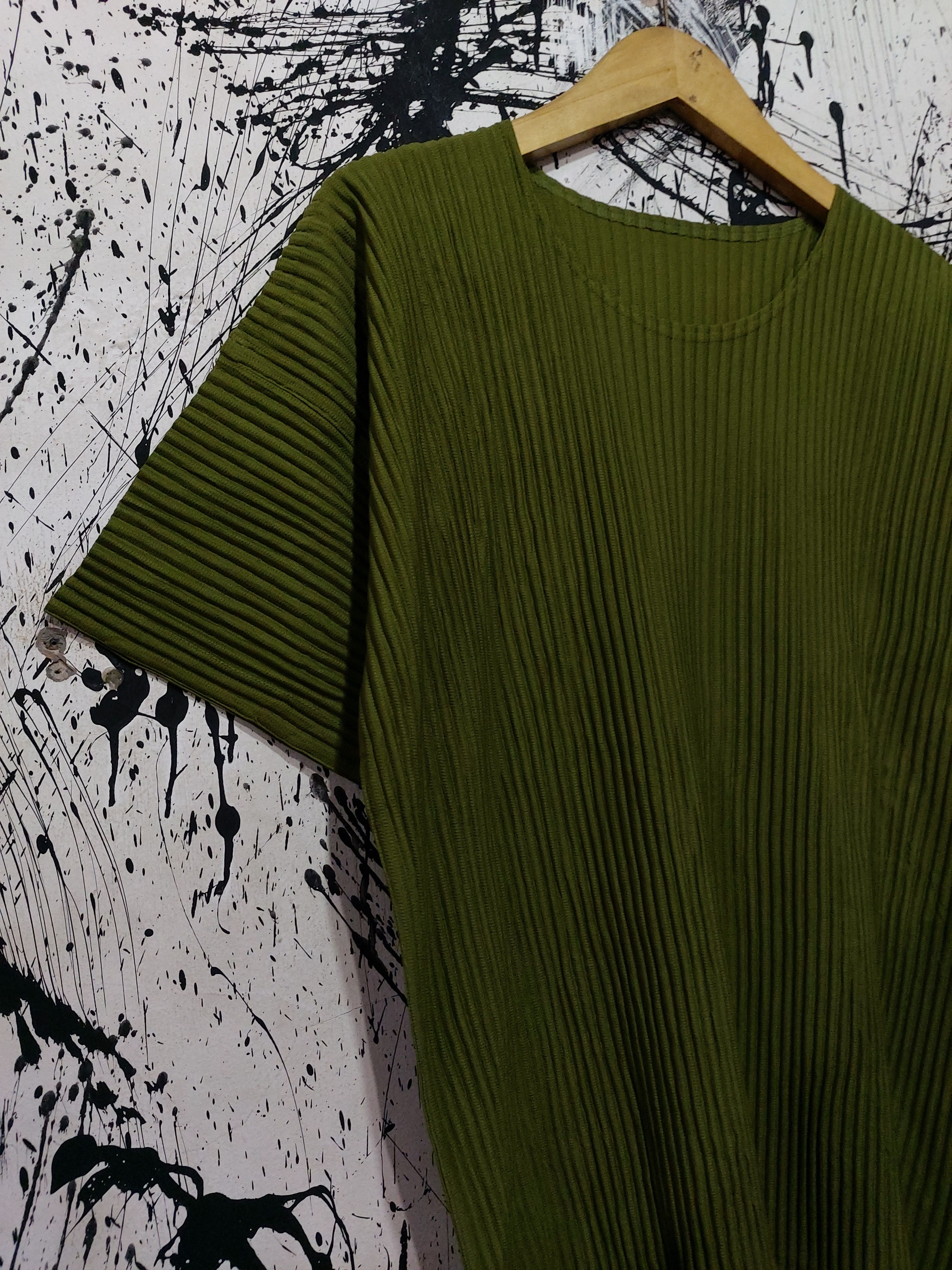 Homme Plisse Issey Miyake HOMME PLISSE ISSEY MIYAKE PLEATED SHIRT Size US L / EU 52-54 / 3 - 2 Thumbnail