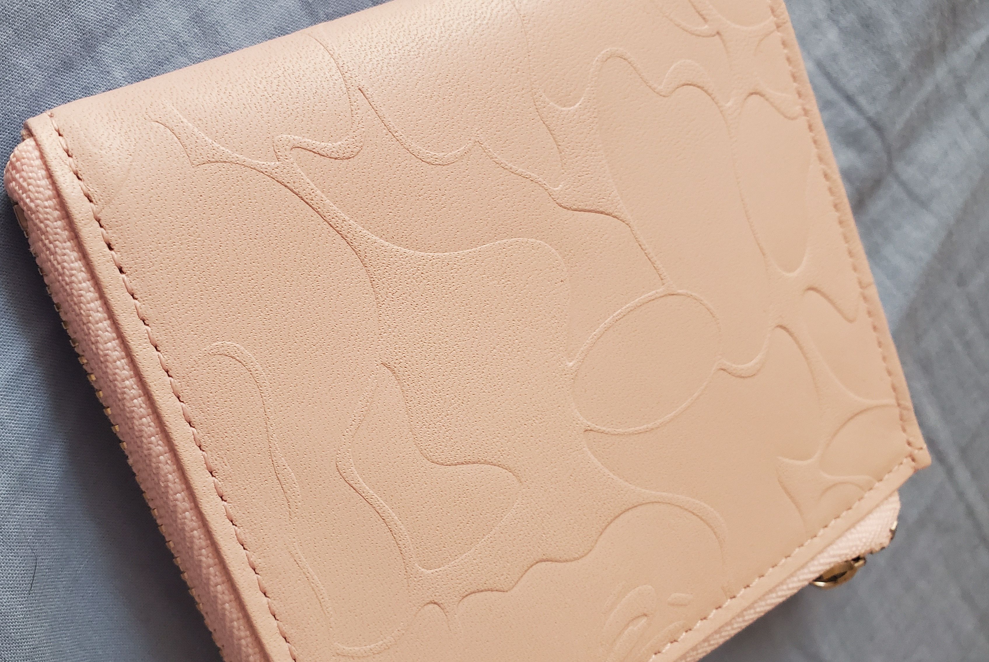 Bape light pink embossed camo wallet Size ONE SIZE - 4 Thumbnail