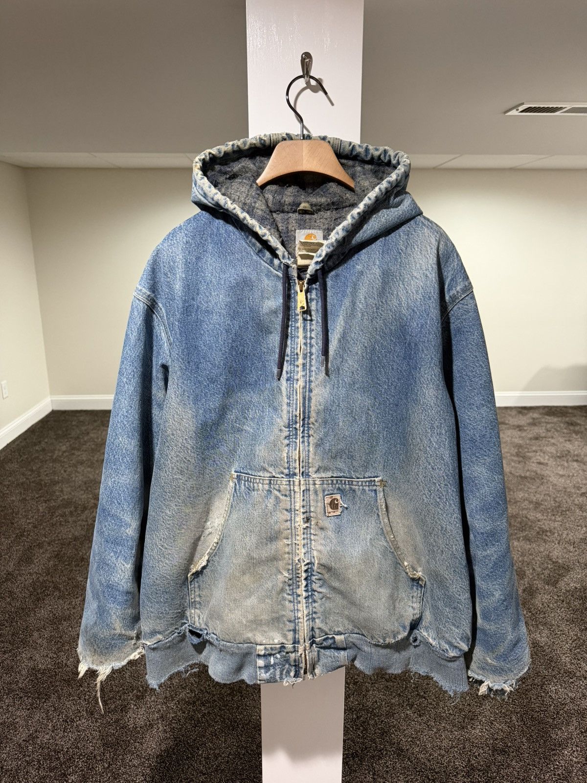 Carhartt Vintage Carhartt Denim Blanket Lined Thrashed Hooded Jacket Size US XL / EU 56 / 4 - 1 Thumbnail