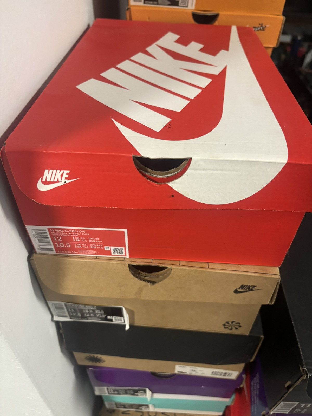 Nike WMNS Nike Dunk Low Barely Green DD1503 104 Size US 10.5 / EU 43-44 - 7 Thumbnail