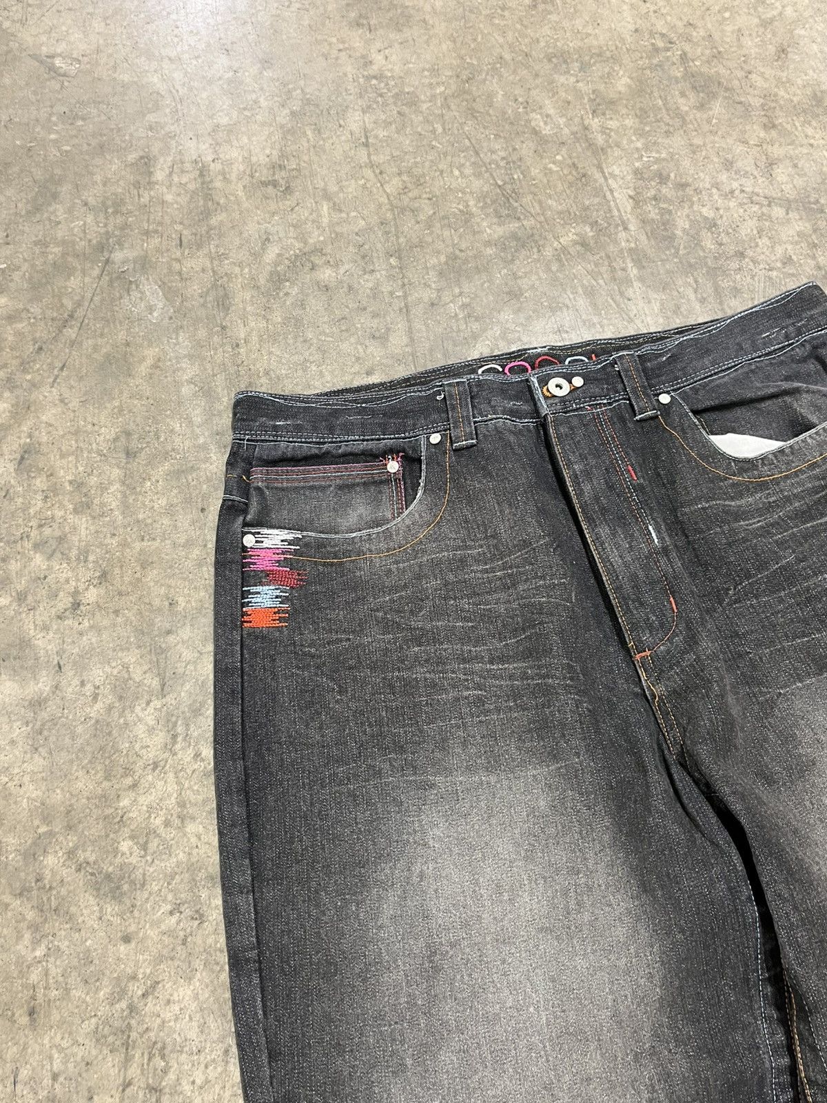 Coogi × Southpole Y2k baggy fit Coogi wide leg embroidered denim skater hype Size US 36 / EU 52 - 4 Thumbnail