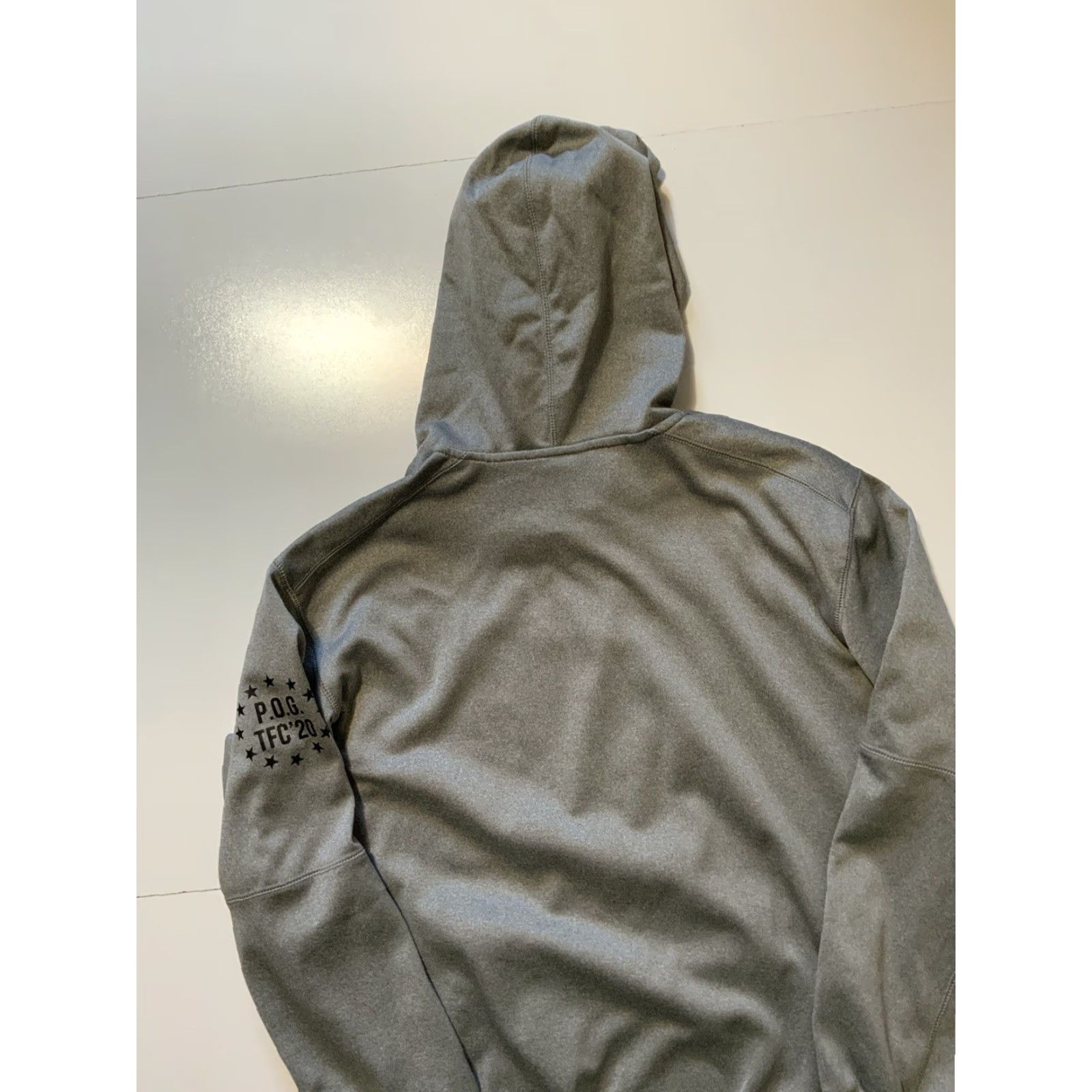 Nike VINTAGE Nike Air Jordan Take Flight Challenge Jumpman Basketball Fleece Hoodie Sz. L Gray Mens Pullover Sweatshirt 50in Chest 28in Size US L / EU 52-54 / 3 - 4 Thumbnail