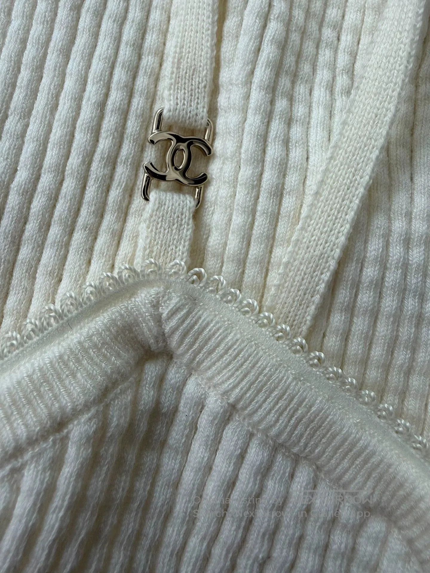 Chanel Chanel 24A Beige Knit Camisole Top. Size US S / EU 44-46 / 1 - 3 Thumbnail