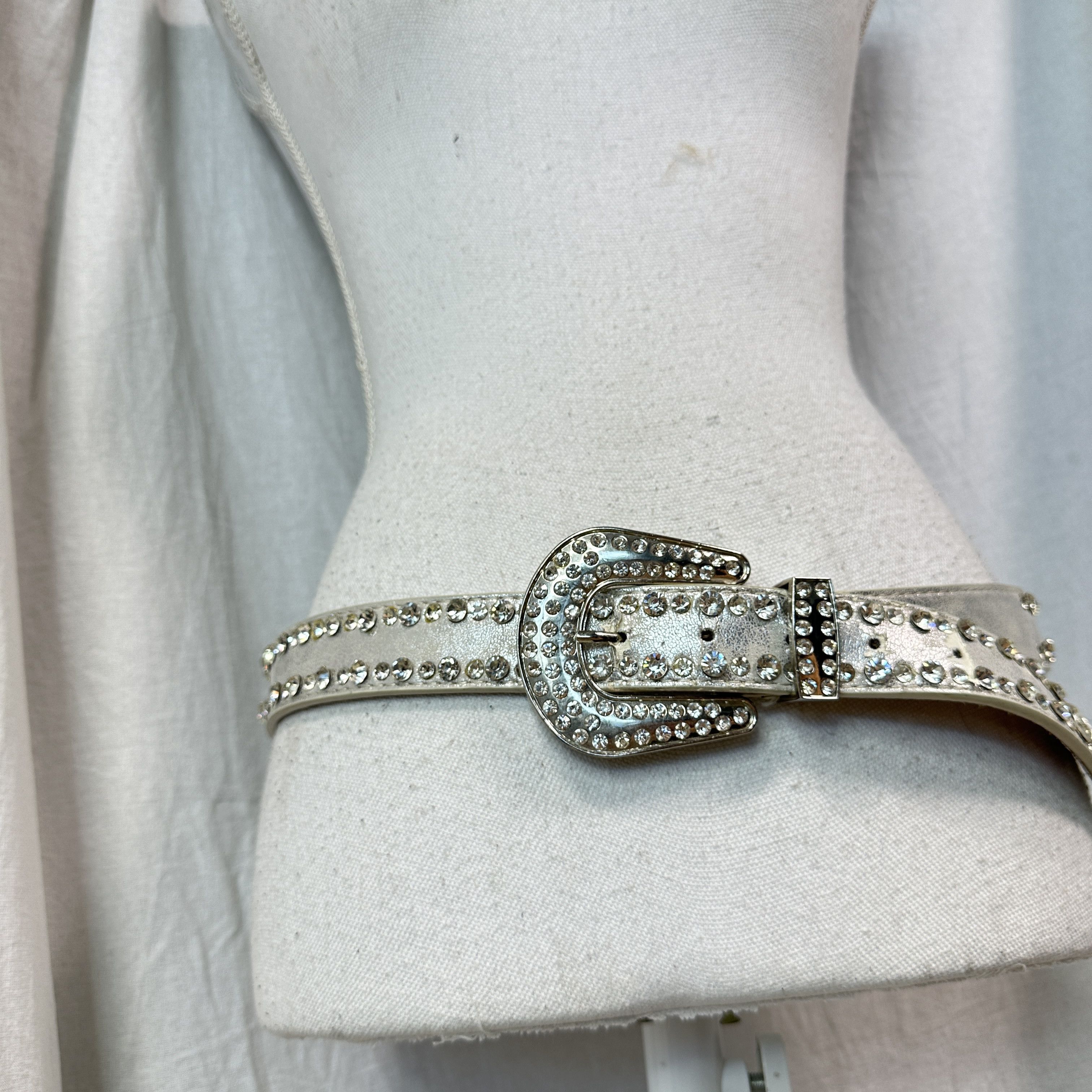 Vintage Vintage Avant Garde Rhinestones Silver Belt 00s Size ONE SIZE - 5 Thumbnail