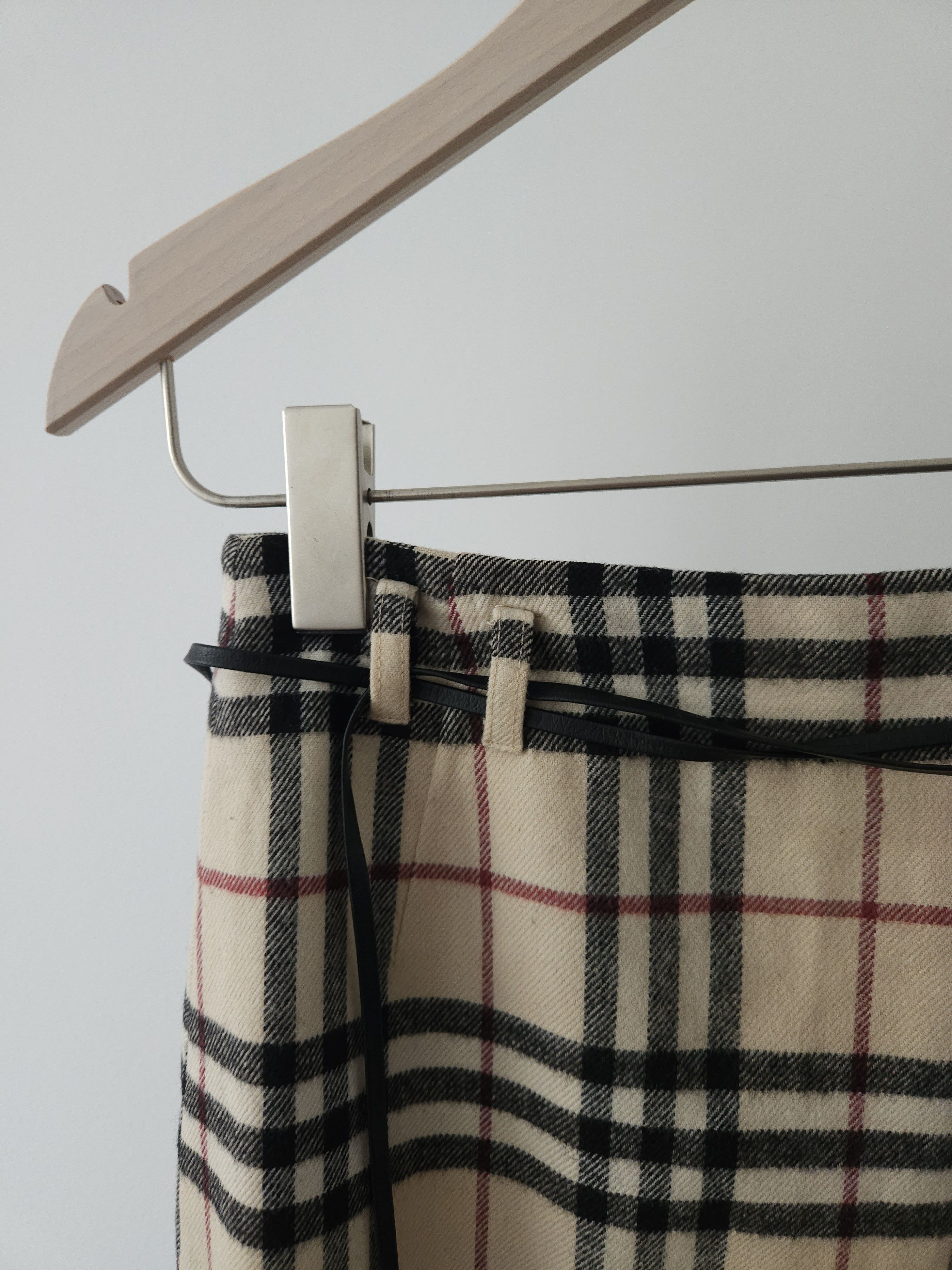 Burberry Burberry nova check wool pencil skirt Size 27" / US 4 / IT 40 - 3 Thumbnail