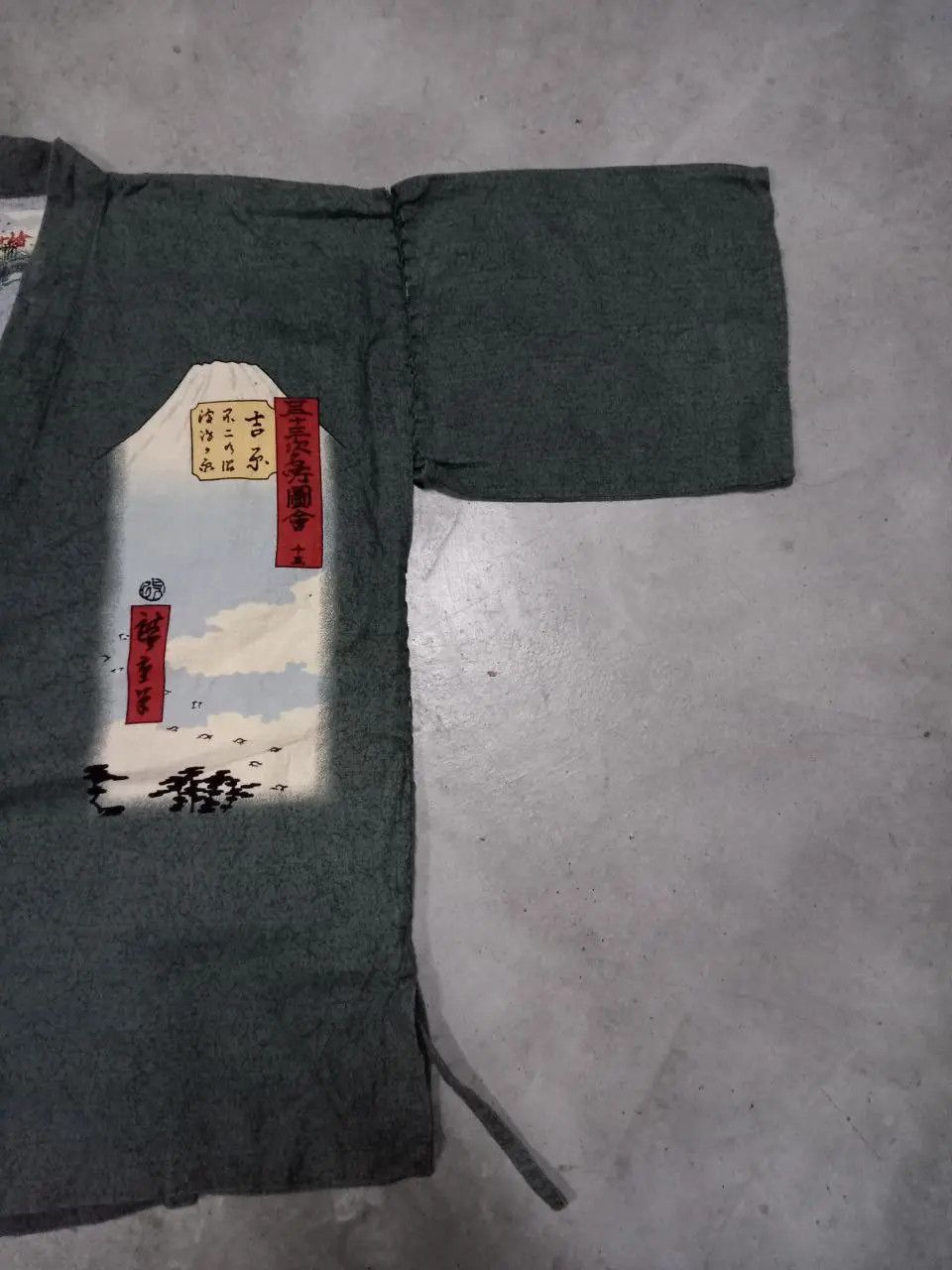 Vintage Japanese-Style Embroidery Noragi Jacket Landscape Back Panel Size US L / EU 52-54 / 3 - 5 Thumbnail