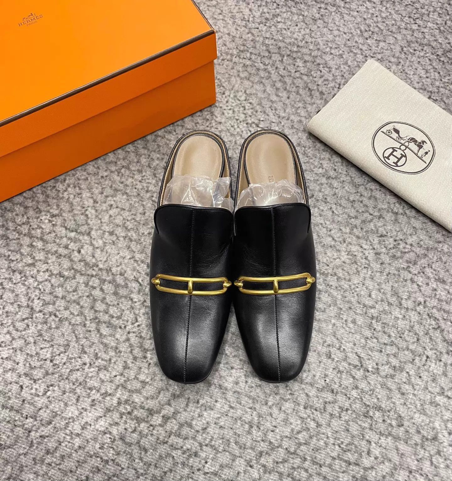 Hermes Hermes Pigalle Heels with Box Size 36.5 Size US 6 / IT 36 - 1 Thumbnail