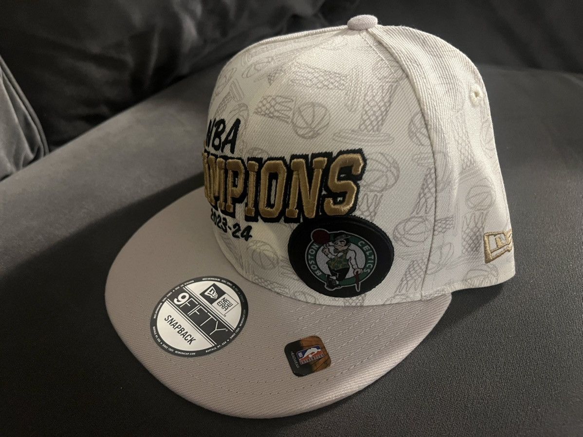 NBA × New Era Boston Celtics 2023-2024 NBA Champions New Era snapback hat Size ONE SIZE - 9 Thumbnail