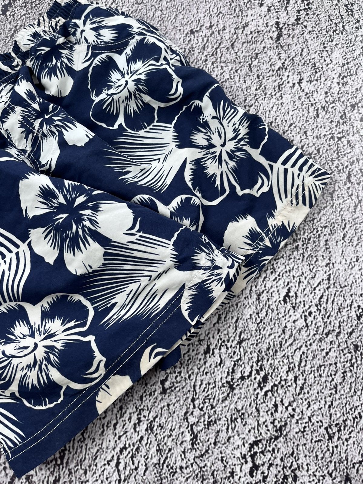 Vintage Vintage 90s art shorts streetwear Hawaiian style size S Size US 30 / EU 46 - 3 Thumbnail