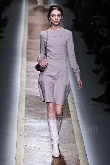 Valentino Valentino Runway Pink Studded Dress 8. Size US L / EU 52-54 / 3 - 1 Thumbnail
