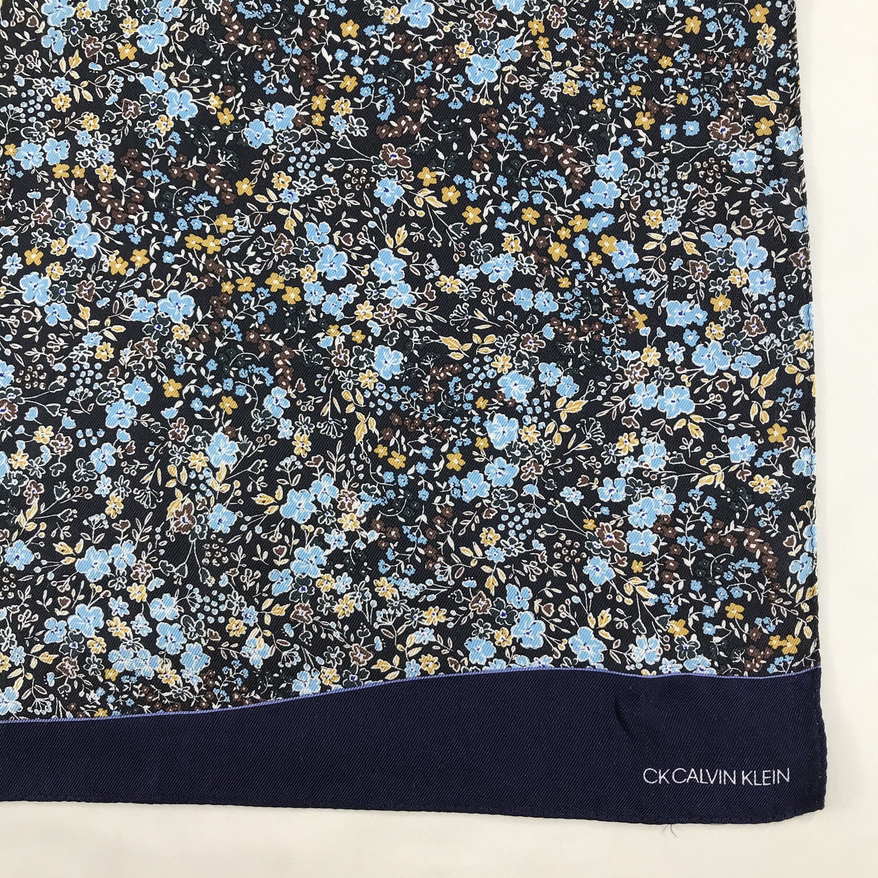 Calvin Klein Vintage Calvin Klein Silk Scarf Size ONE SIZE - 4 Thumbnail