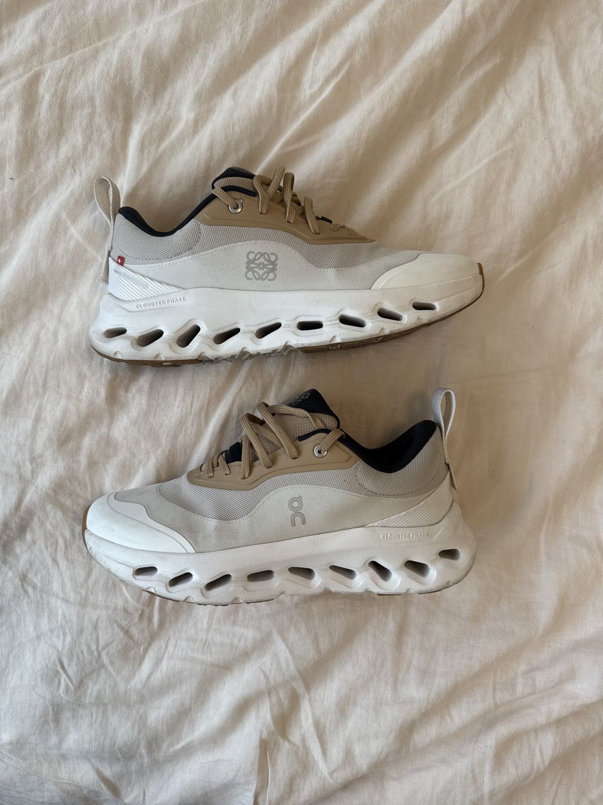 Loewe × On Cloudtilt LOEWE 2 Tan White/Gum Size US 8 / EU 41 - 2 Thumbnail