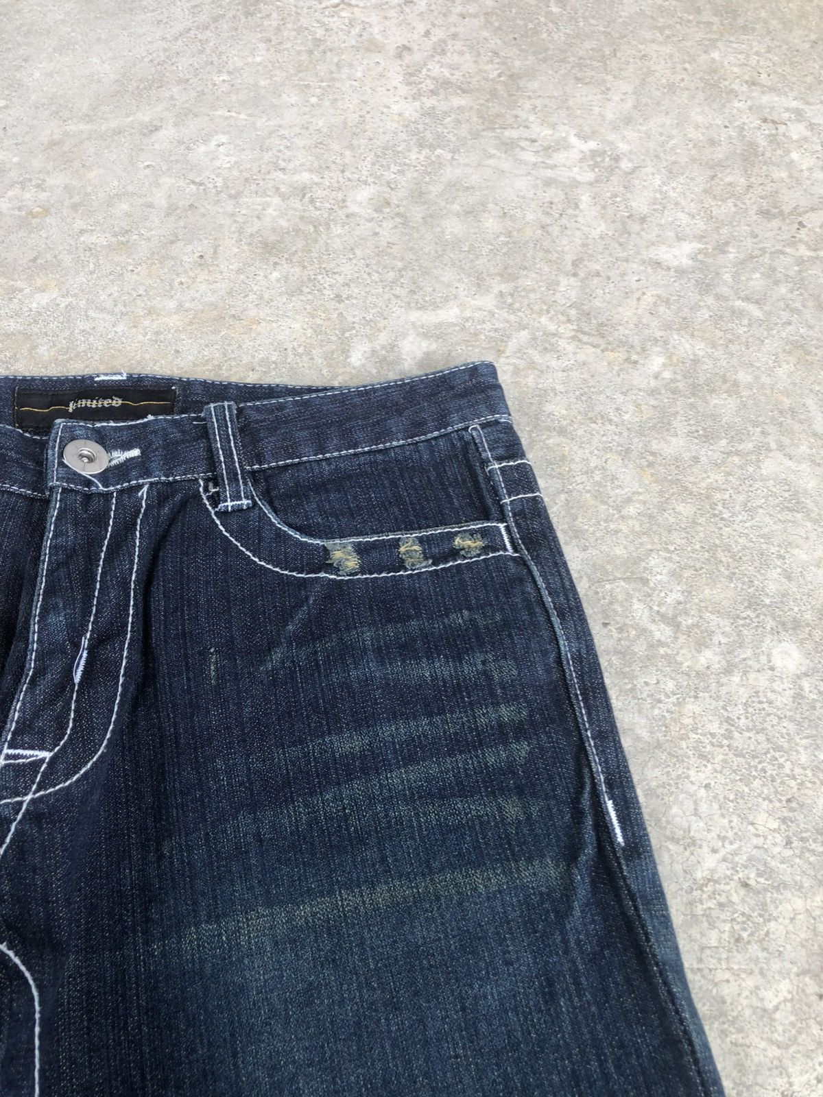 If Six Was Nine Japanese Limited Flared Jeans White Stitch Distressed Denim Size US 32 / EU 48 - 14 Thumbnail