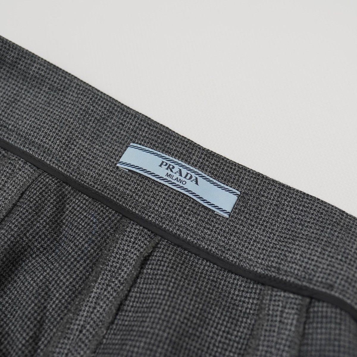 Prada Prada Houndstooth Wool Grey Pants Trousers Size 26" / US 2 / IT 38 - 10 Thumbnail