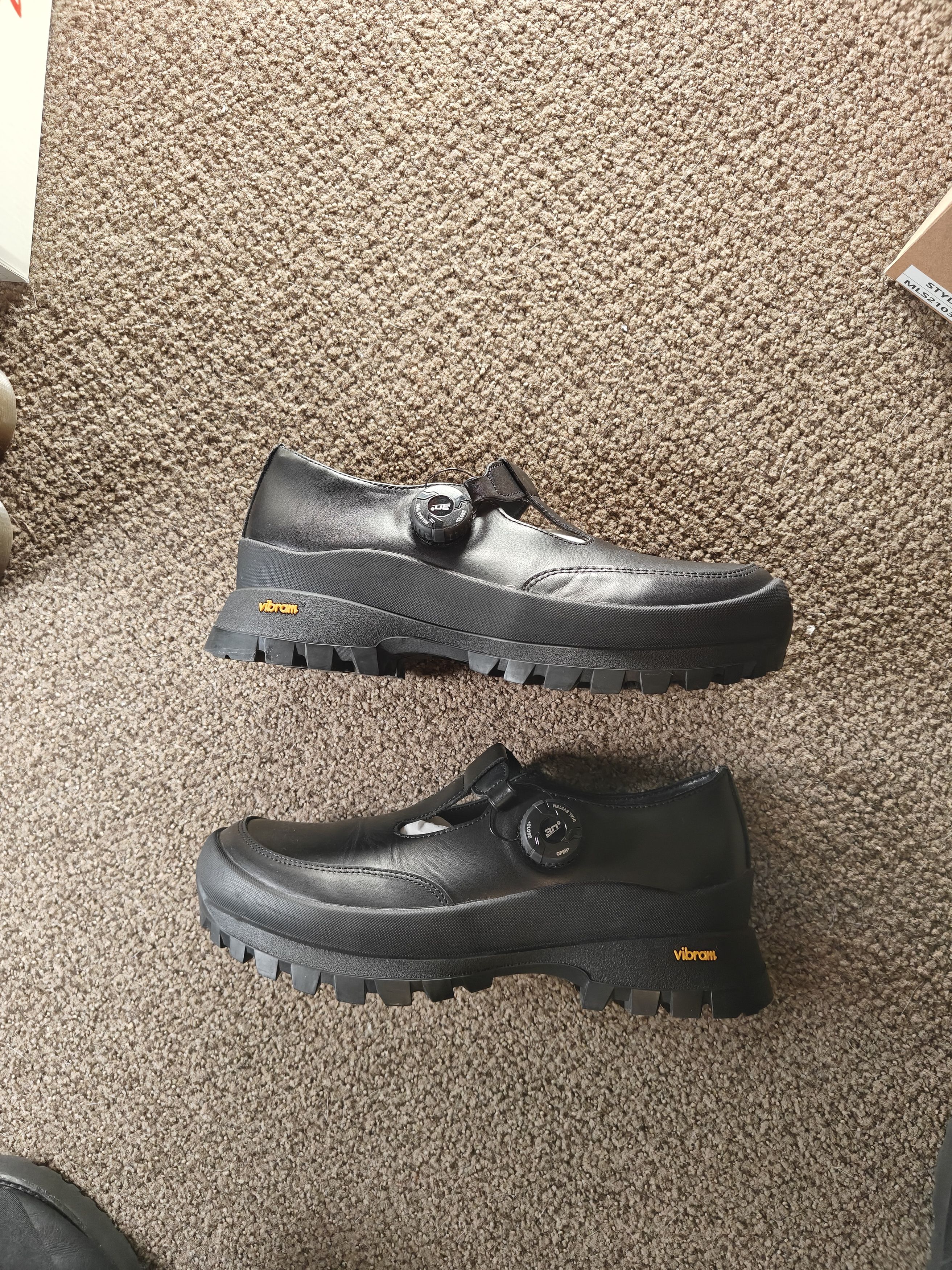 Other molle shoes t-strap leather Mary jane boot 8M - worn twice! Size US 8 / EU 41 - 2 Thumbnail