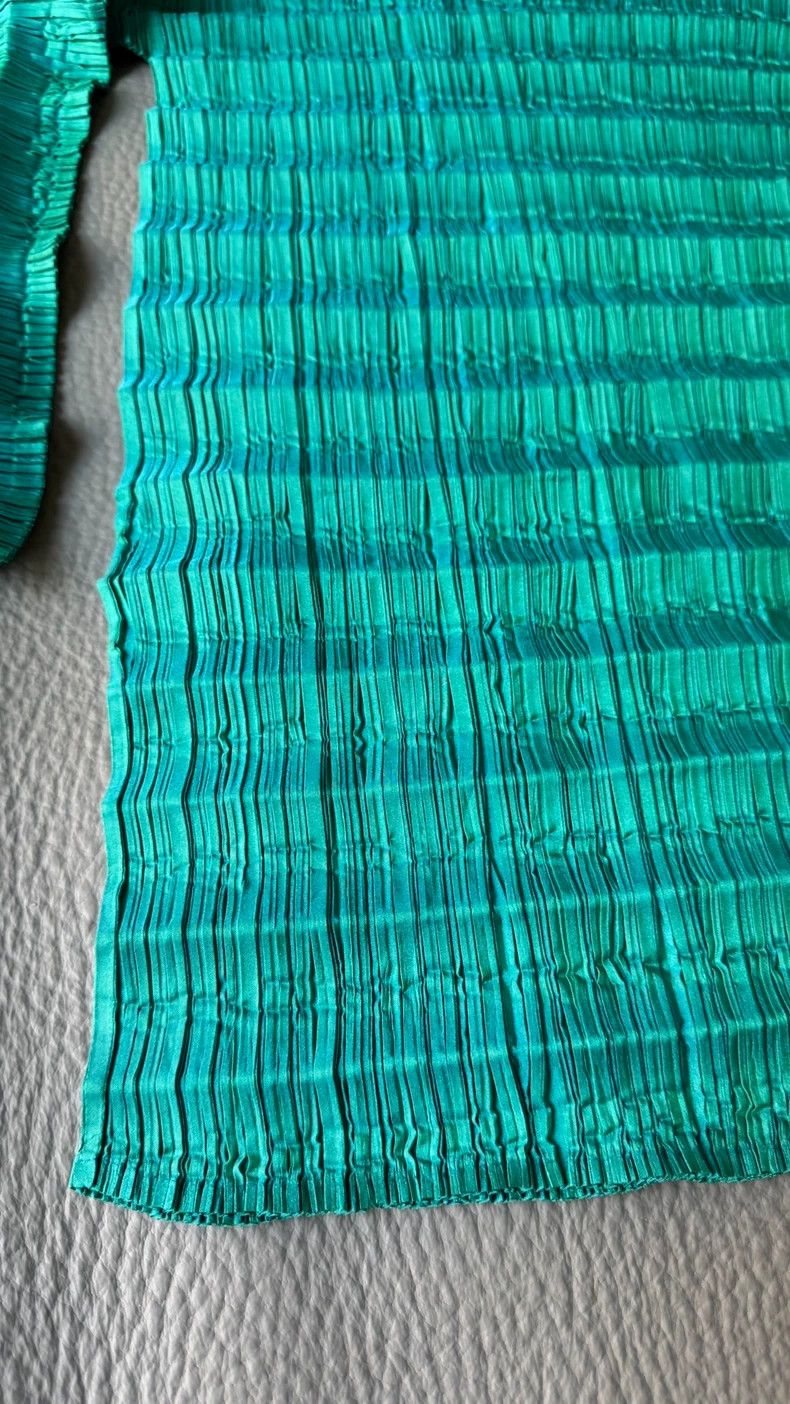 Issey Miyake Issey Miyake Green pleated long-sleeved shirt Size M / US 6-8 / IT 42-44 - 2 Thumbnail