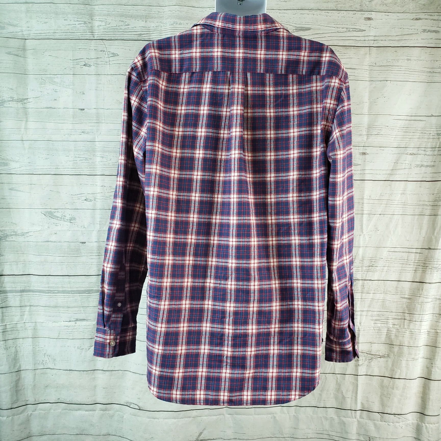 Vineyard Vines VINTAGE Vineyard Vines Mens Classic Fit Tucker Shirt L Red Plaid Shirt Men Tucker Shirt Mens L Red Plaid Size US L / EU 52-54 / 3 - 4 Thumbnail