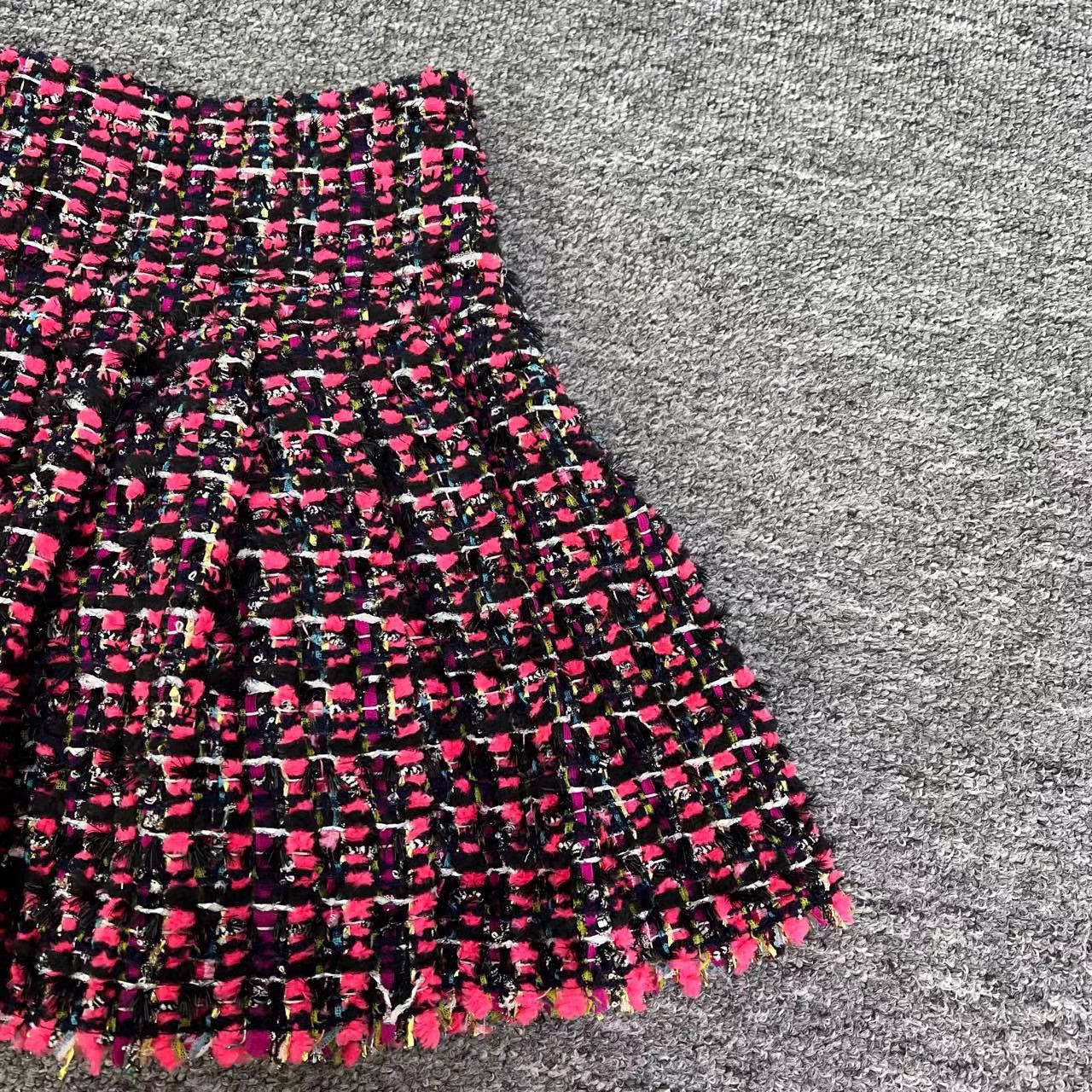 Chanel Chanel Woven Plaid Skirt Size 24" / US 00 / IT 34 - 3 Thumbnail