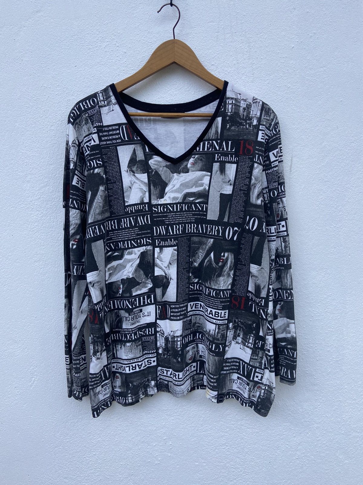 Beauty Beast 🔥 Avail Mode t shirt sexy girl Hysteric Glamour Size US M / EU 48-50 / 2 - 2 Thumbnail