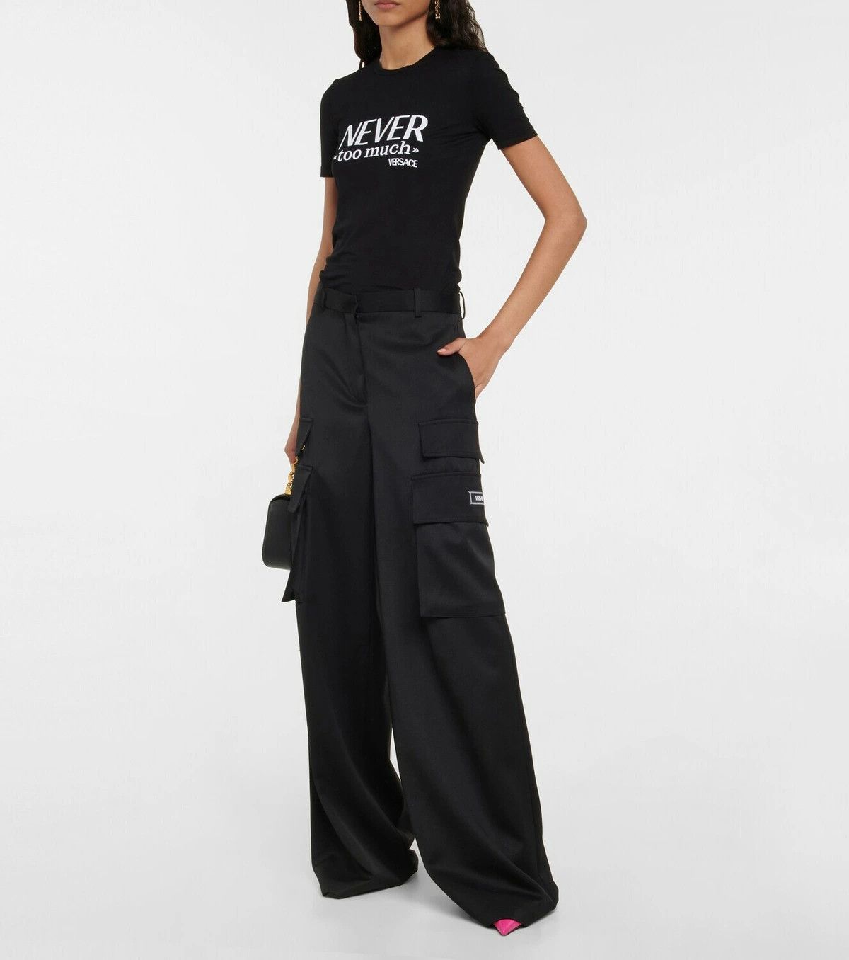 Versace o1y0226 Cargo Pant in Black Size 27" / US 4 / IT 40 - 2 Thumbnail