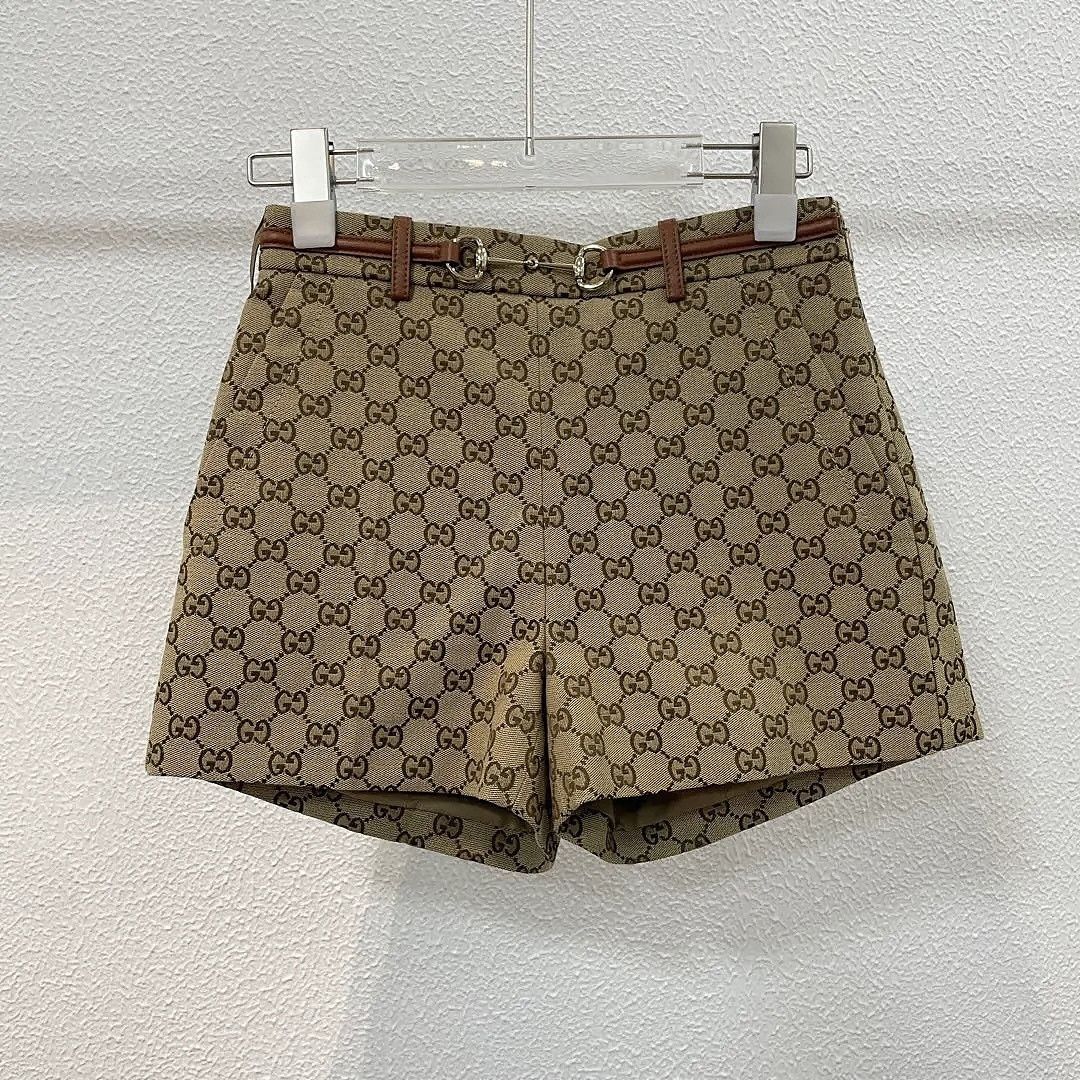 Gucci Gucci GG Monogram Canvas Shorts Size 34 Size 24" / US 00 / IT 34 - 1 Thumbnail