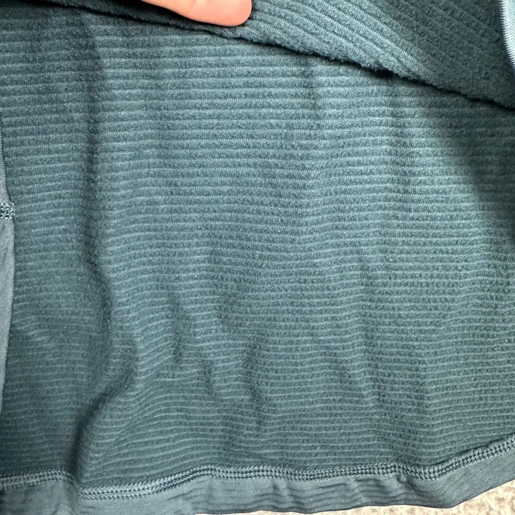 Duluth Trading Company Duluth Trading Co Men Sweatshirt Quarter Zip Blue Stretech Lightweight EUC XS? Size US M / EU 48-50 / 2 - 5 Thumbnail