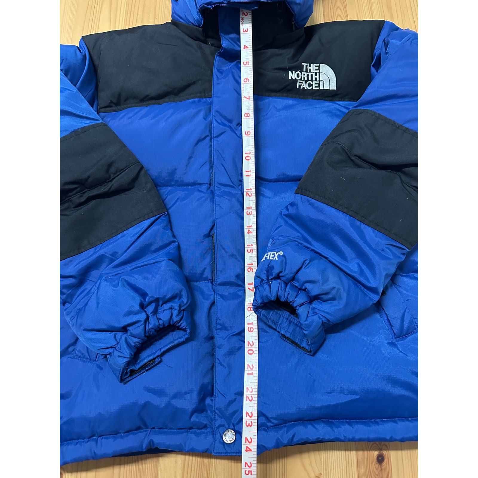 The North Face Vintage The North Face Mens Goretex Down Jacket Medium Size US M / EU 48-50 / 2 - 5 Thumbnail