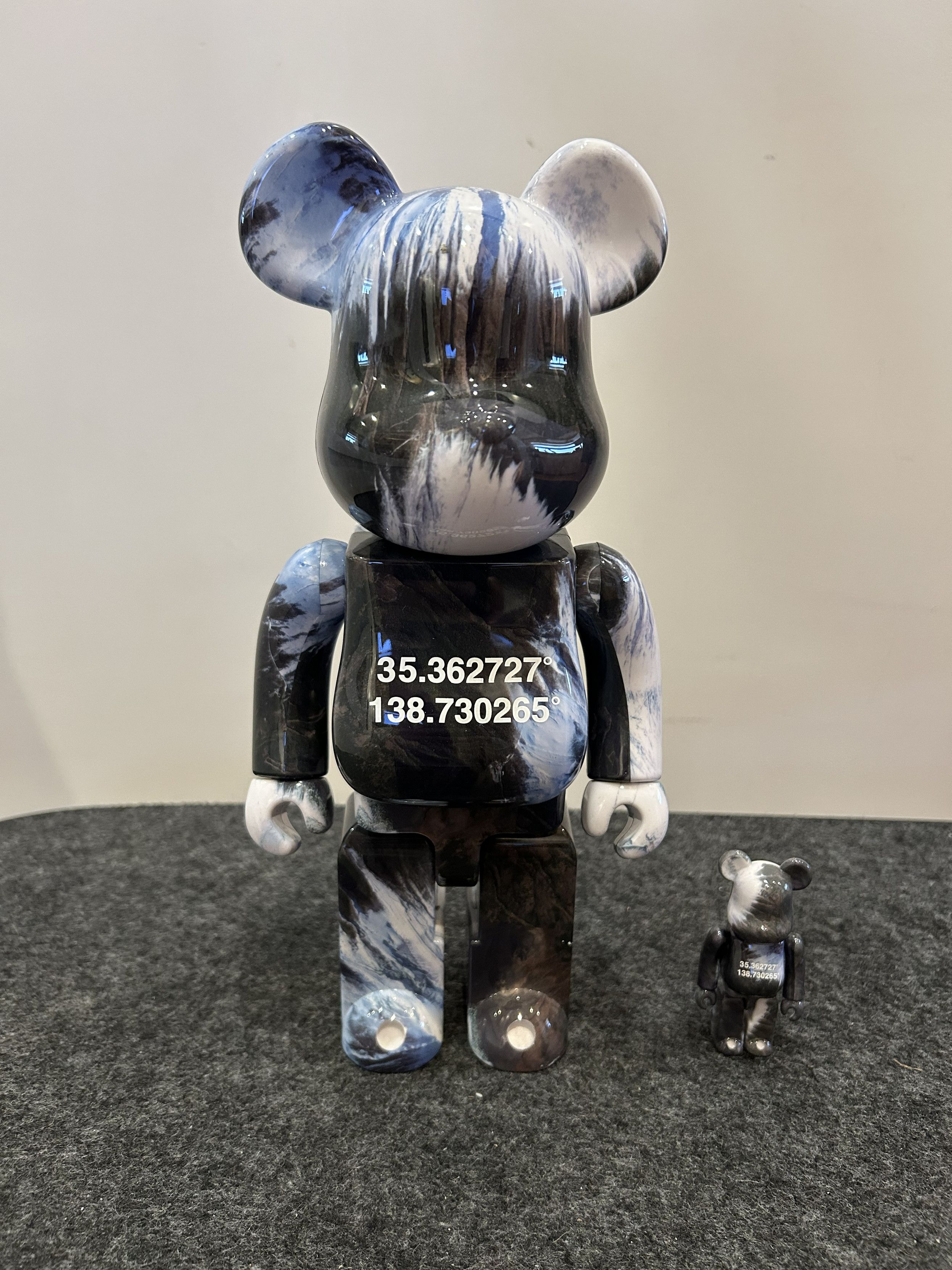 Medicom Toy MEDICOMTOY_Benjamon Grant_Overview MountFuji Size ONE SIZE - 1 Thumbnail