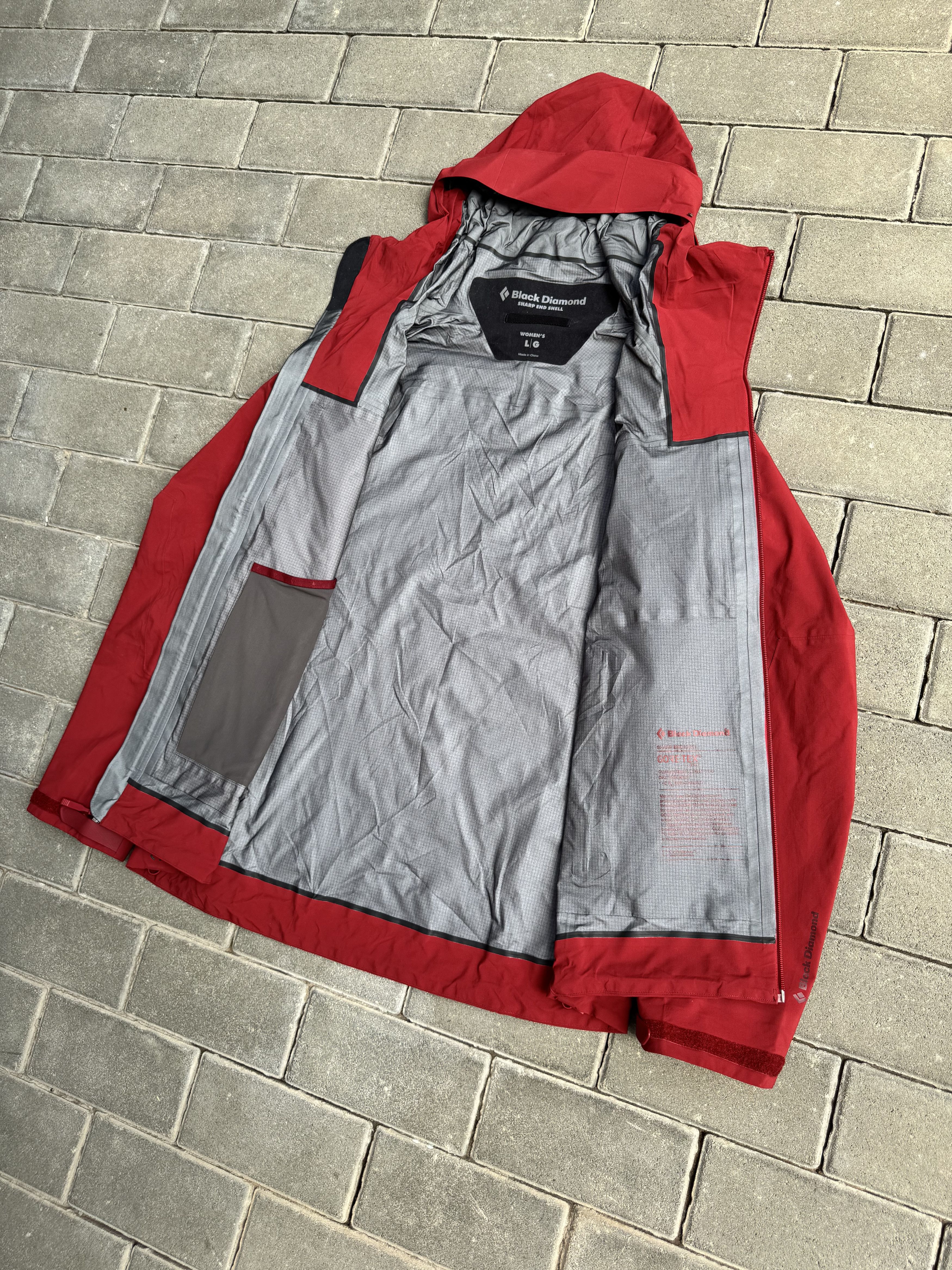 Black Diamond Jacket BLACK DIAMOND Gore-Tex Pro Size US L / EU 52-54 / 3 - 9 Thumbnail