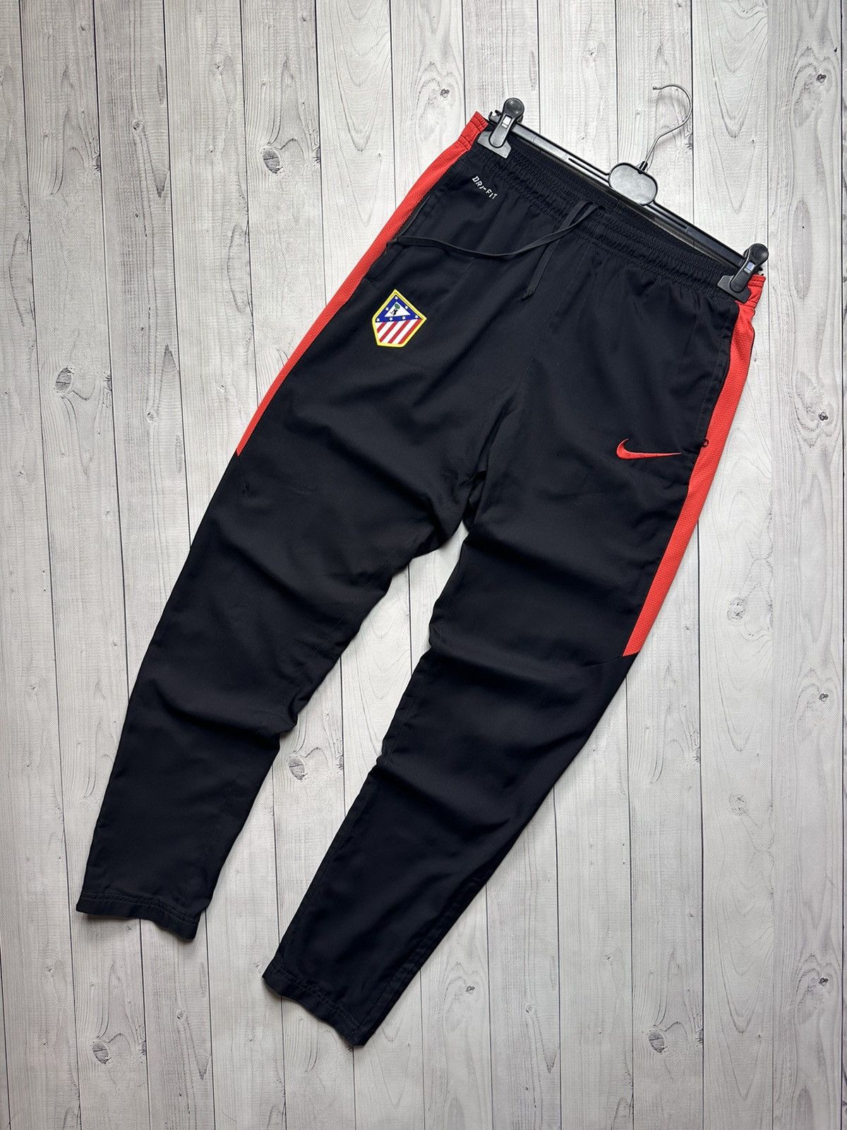 Vintage Vintage Nike Atletico Madrid track suit Rare size M Size US M / EU 48-50 / 2 - 3 Thumbnail