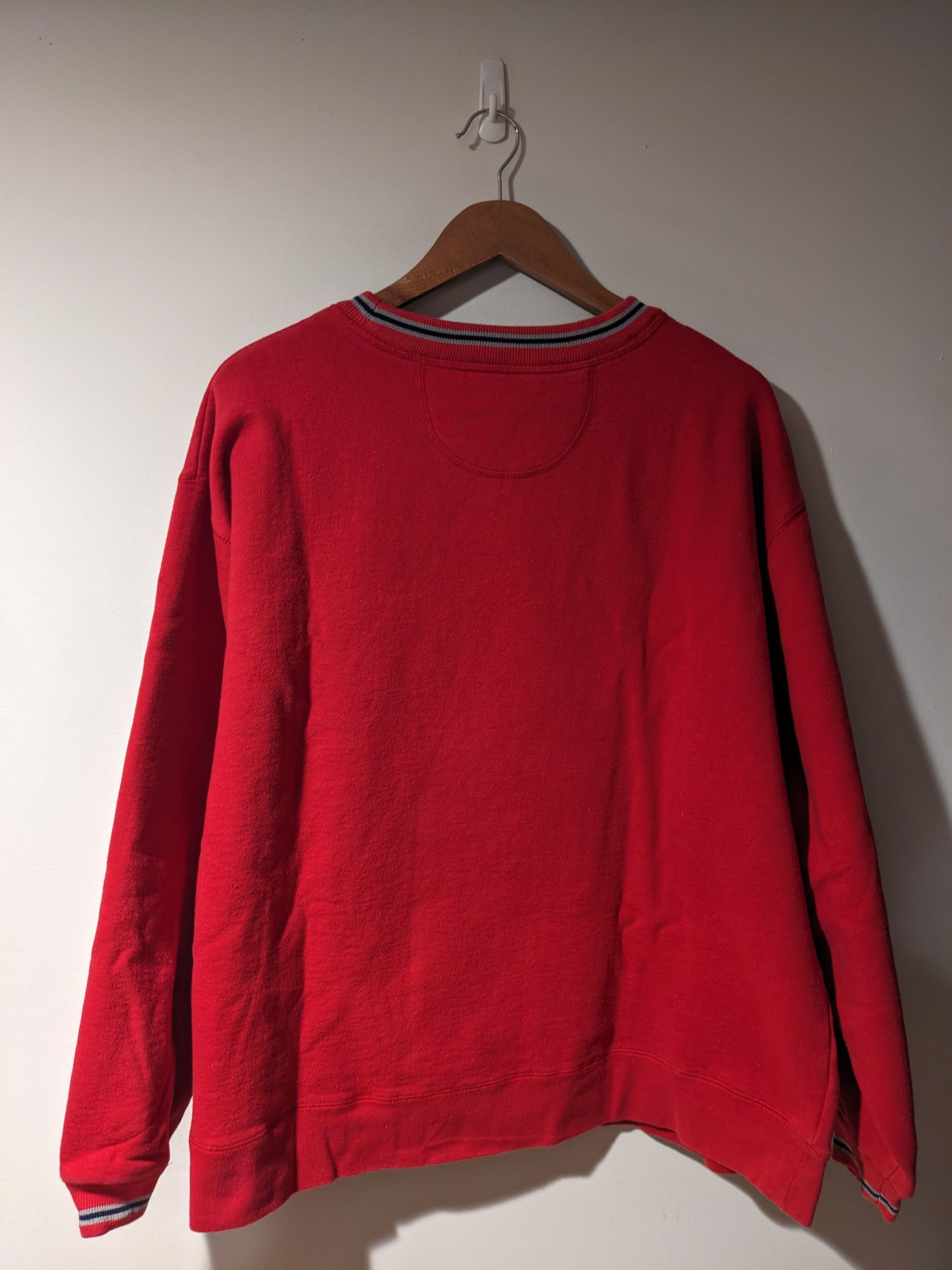 Disney × Mickey Mouse × Vintage Vintage 90s Mickey Mouse Disney Store Exclusive Sweatshirt Size US XL / EU 56 / 4 - 4 Thumbnail