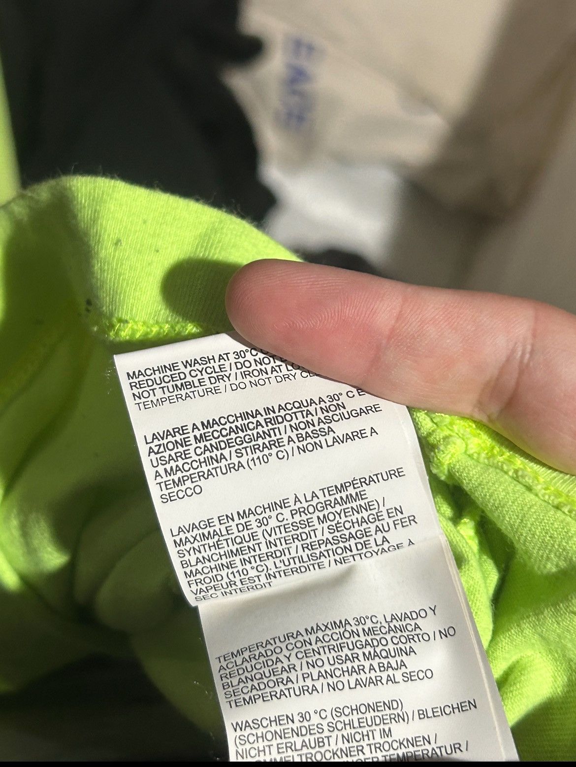 Off-White Off white Tshirt Size Medium Green Size US M / EU 48-50 / 2 - 5 Thumbnail