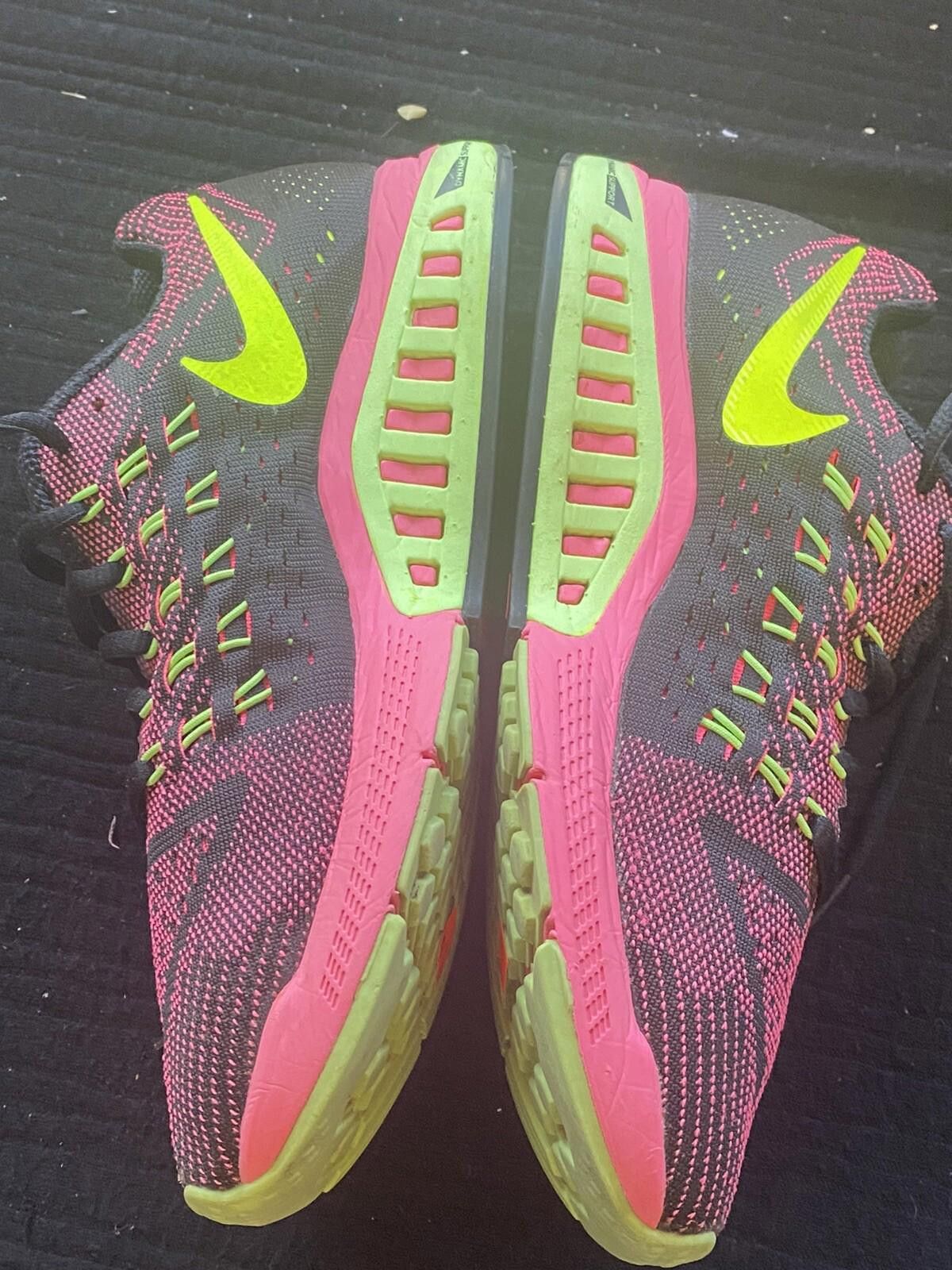 Nike Nike Air Zoom Structure 8 Pink Power Ghost Green Black Volt Size US 8 / IT 38 - 5 Thumbnail