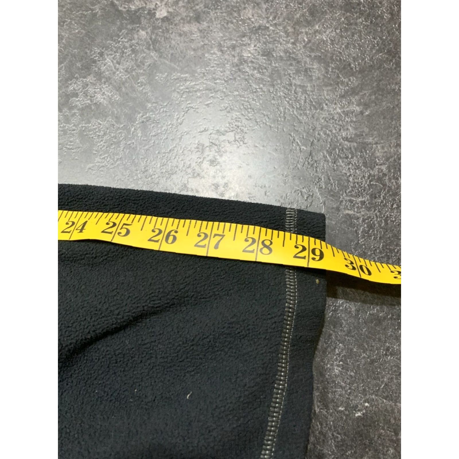 Under Armour VINTAGE Under Armour Mens Sweatpants Fleece Joggers Drawstring Black Size M Activewear Trainers Size US 31 - 5 Thumbnail