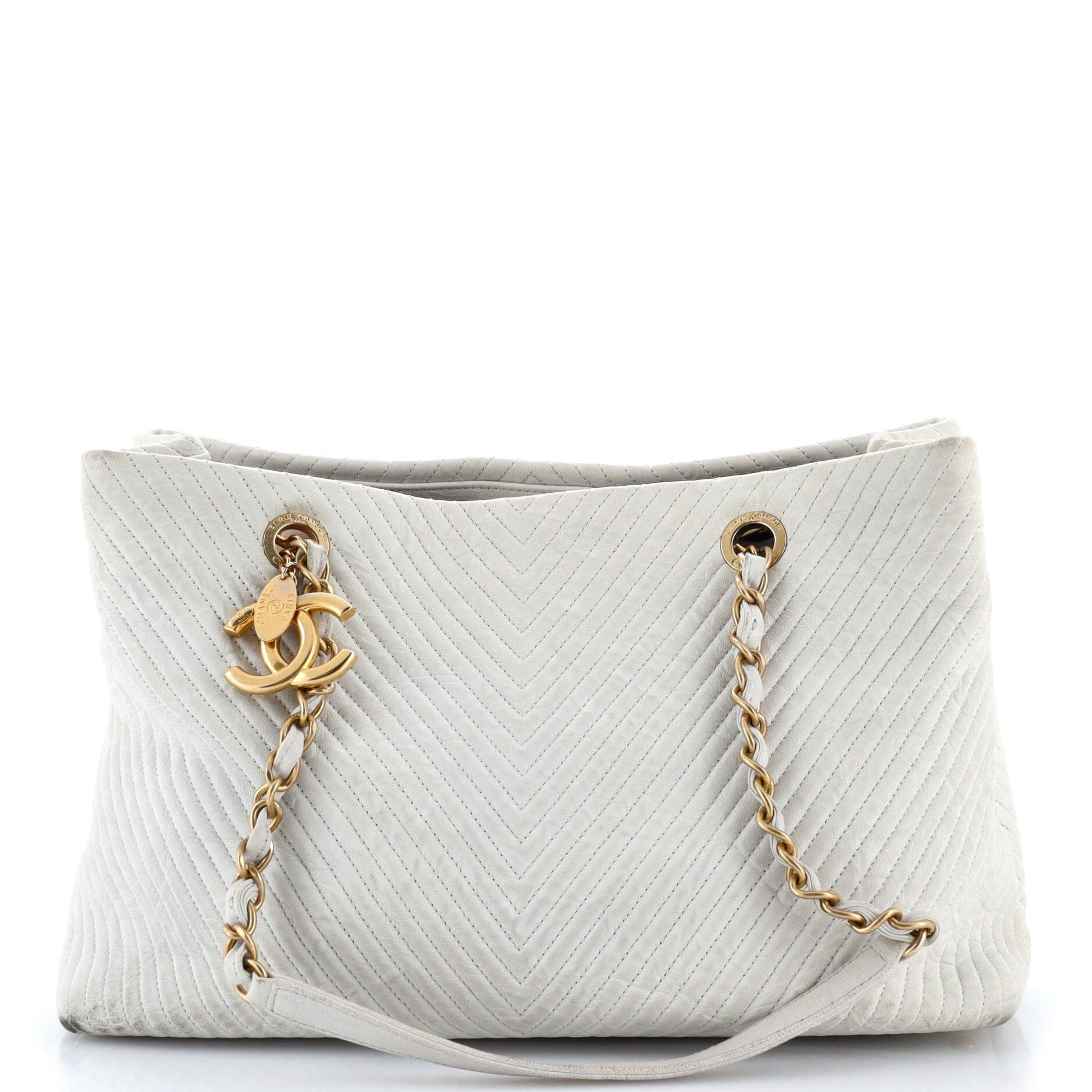 Chanel Medallion Charm Tote Size ONE SIZE - 1 Thumbnail