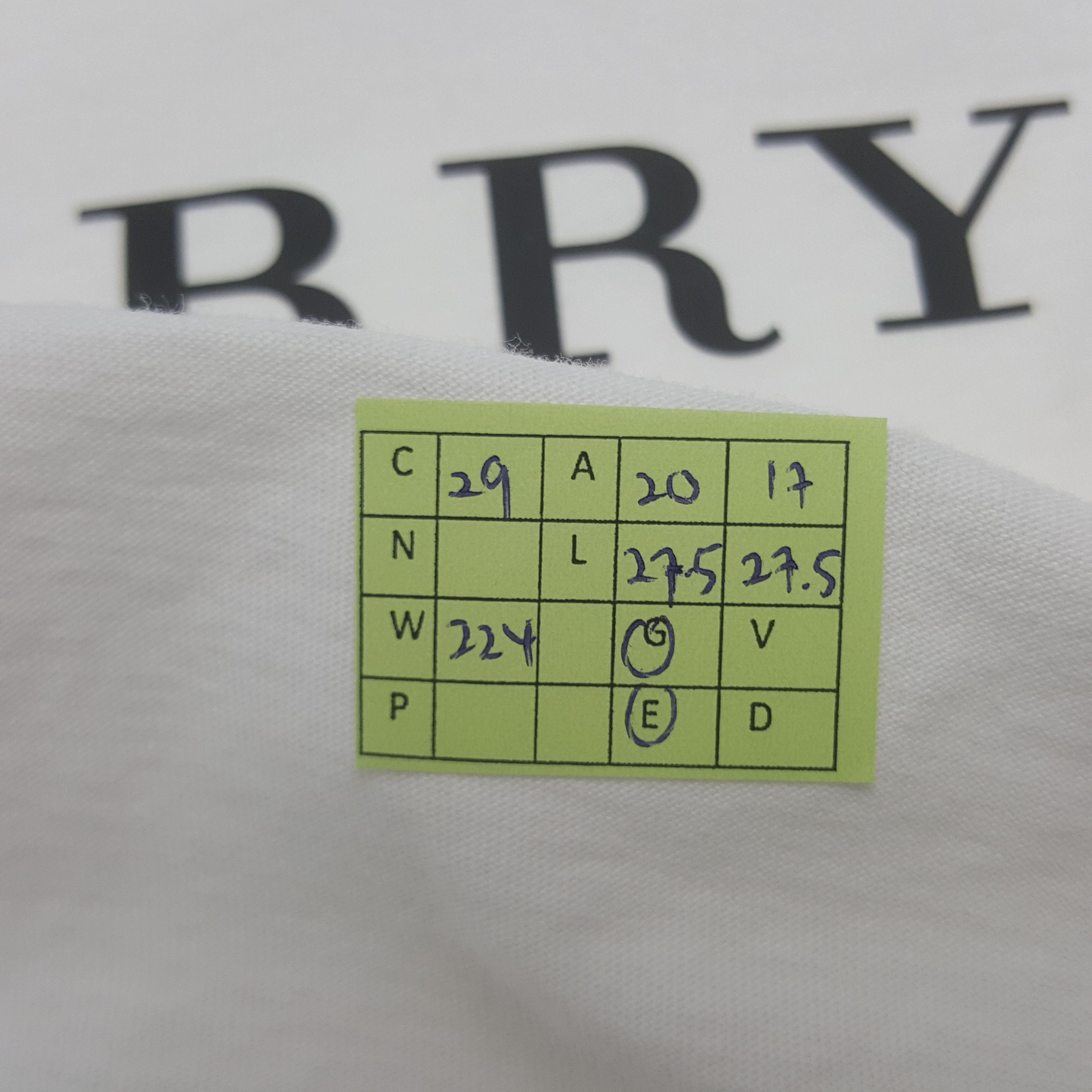 Burberry Vintage Burberry London Designer Tshirt RR29 Size US M / EU 48-50 / 2 - 8 Thumbnail