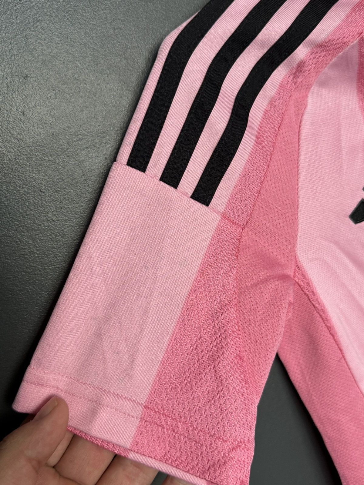 Adidas KIDS Inter Miami 25/26 Home Football Jersey T-Shirt Size US XS / EU 42 / 0 - 8 Thumbnail