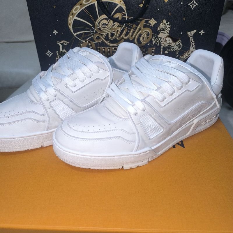 Louis Vuitton Louis Vuitton Trainer Sneakers for Men and Women 0079 Size US 7.5 / EU 40-41 - 1 Thumbnail