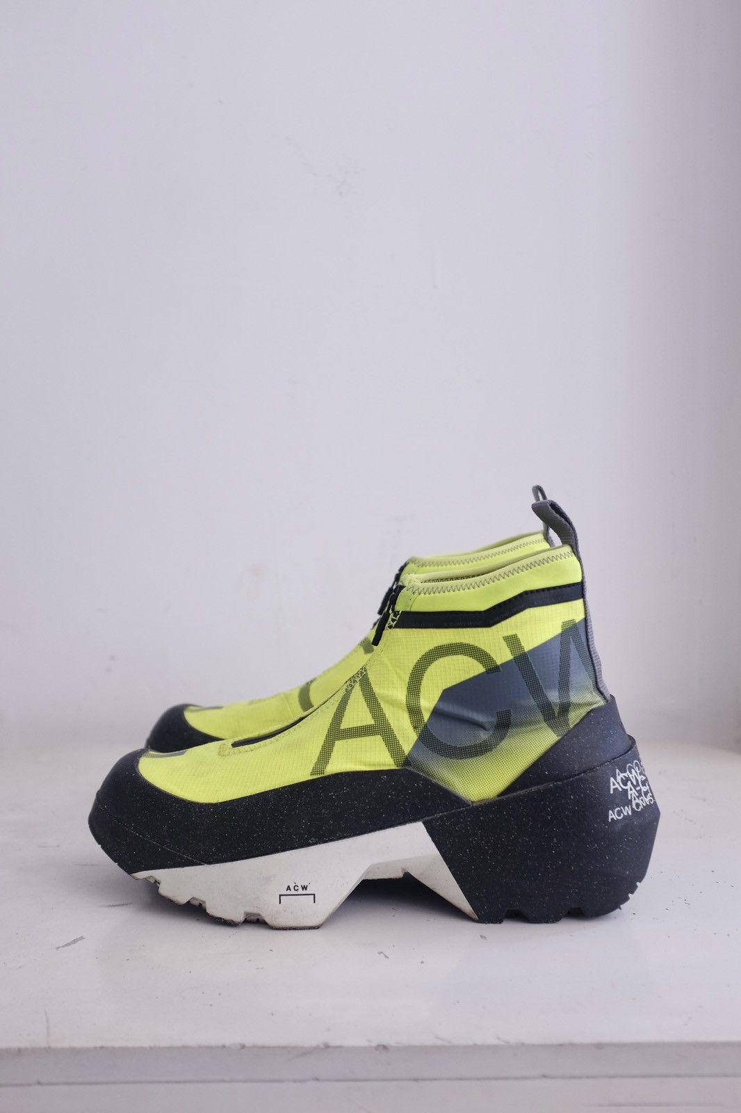 A-COLD-WALL* × Converse A-Cold-Wall* x Converse Geo Forma Boot Volt Size US 9 / EU 42 - 2 Thumbnail
