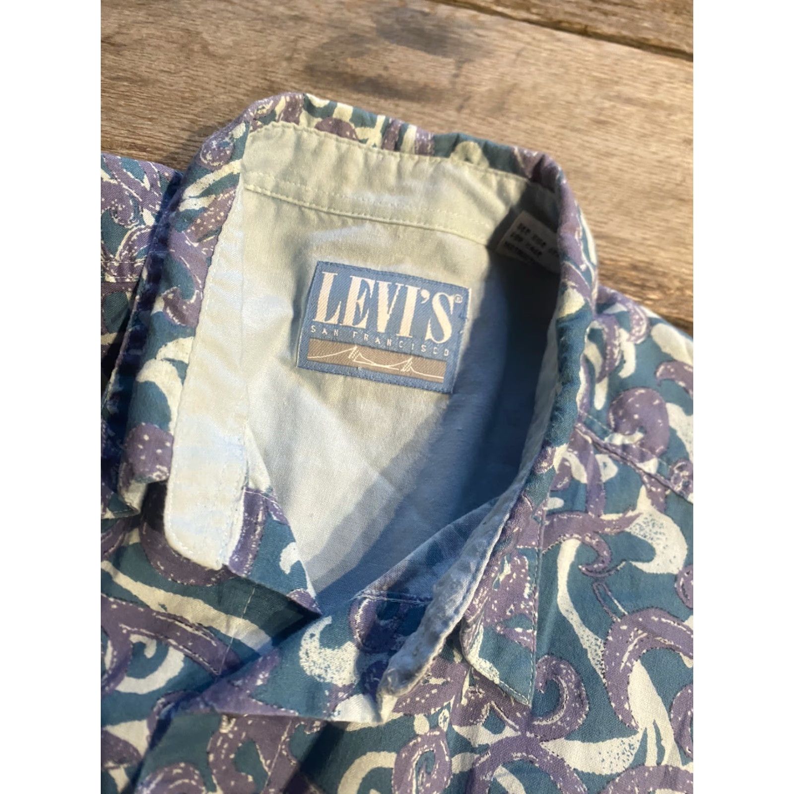 Levi's VINTAGE Levi's Hawaiian Short Sleeve Shirt Mens M Blue Size US M / EU 48-50 / 2 - 4 Thumbnail
