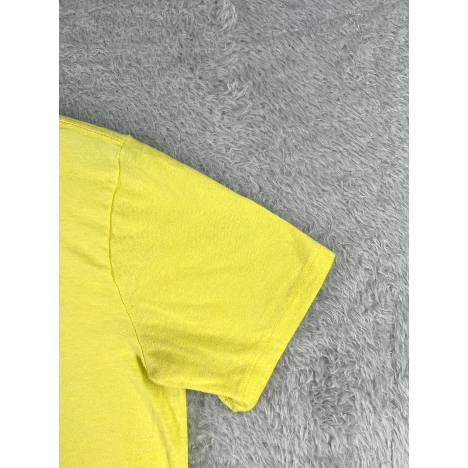 The North Face The North Face Shirt Women Small Yellow Short Sleeve Crew San Francisco Poly Tri Size S / US 4 / IT 40 - 2 Thumbnail