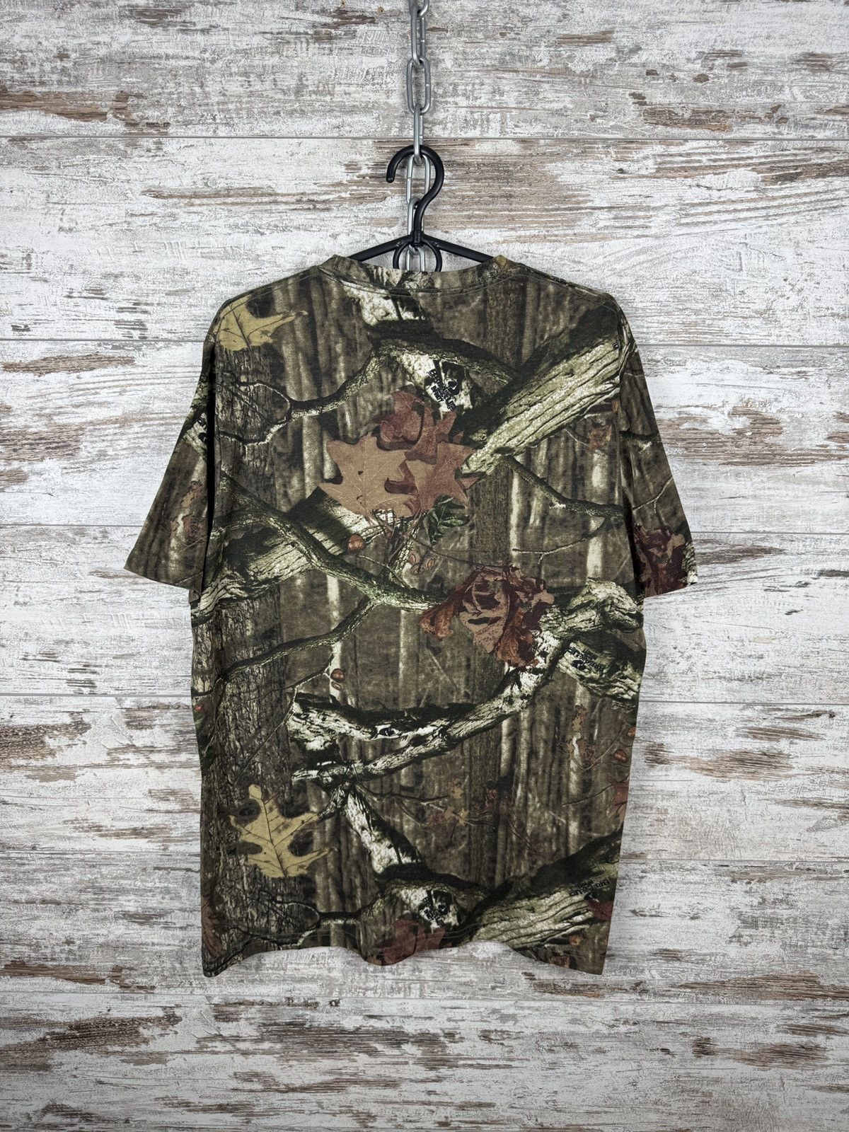 Vintage Crazy Vintage Y2K Realtree Camo T-shirt Carhartt Style tee Size US L / EU 52-54 / 3 - 9 Thumbnail