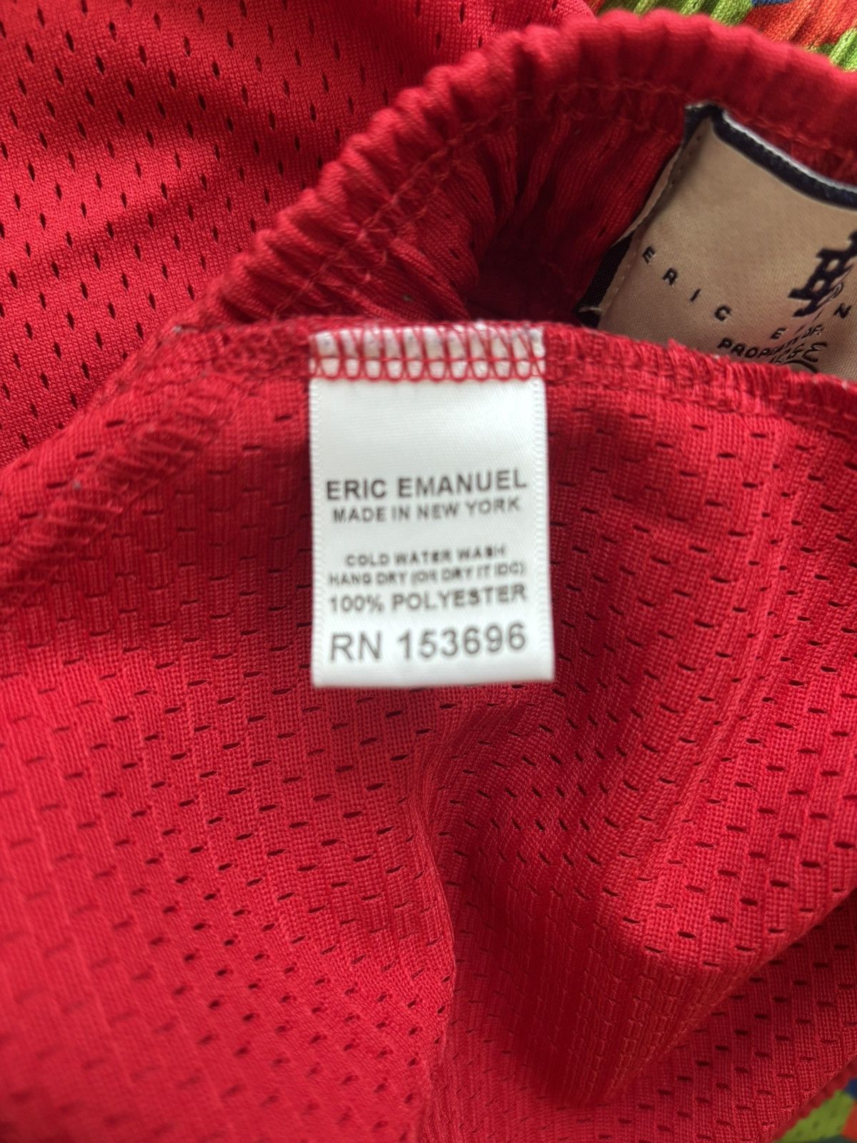 Eric Emanuel Eric Emanuel Red lightning mesh shorts Size US 34 / EU 50 - 4 Thumbnail