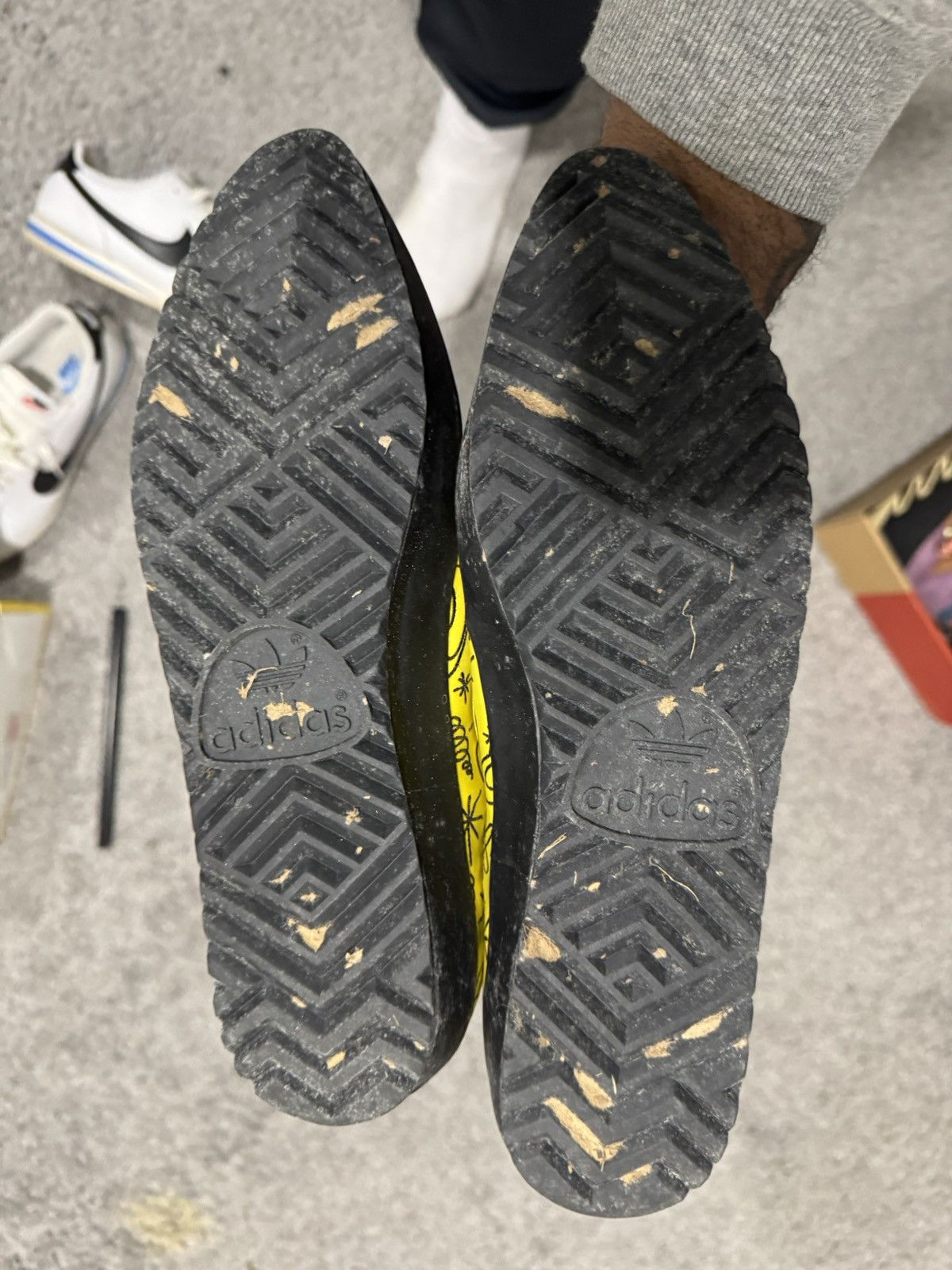 Adidas × Jeremy Scott Adidas x jeremy scott Size US 10 / EU 43 - 3 Thumbnail