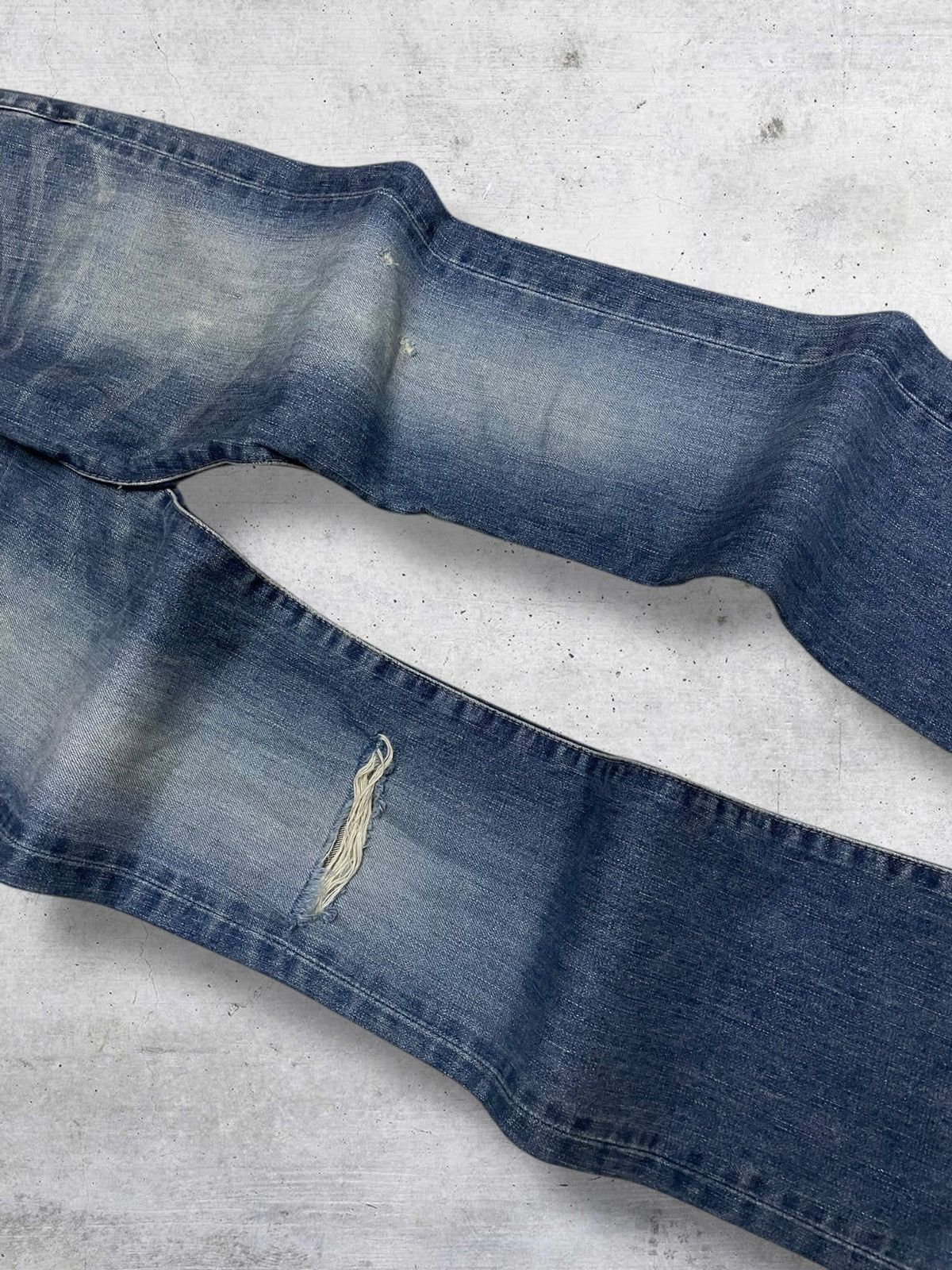 Japanese Brand VINTAGE RNA PUNK JAPAN OG 90S DESIGNER FLARED RIPPED DENIM Size US 28 / EU 44 - 6 Thumbnail