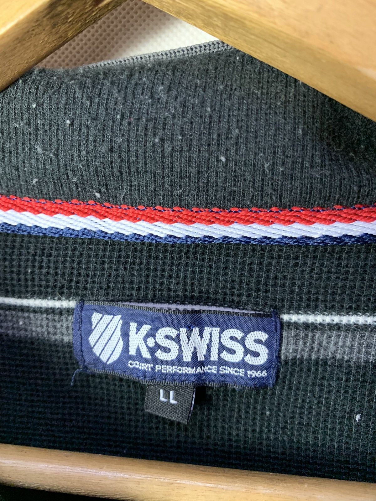 K-Swiss 🔥 Vintage K Swiss Half Zipper Stripes Tee Size US L / EU 52-54 / 3 - 6 Thumbnail